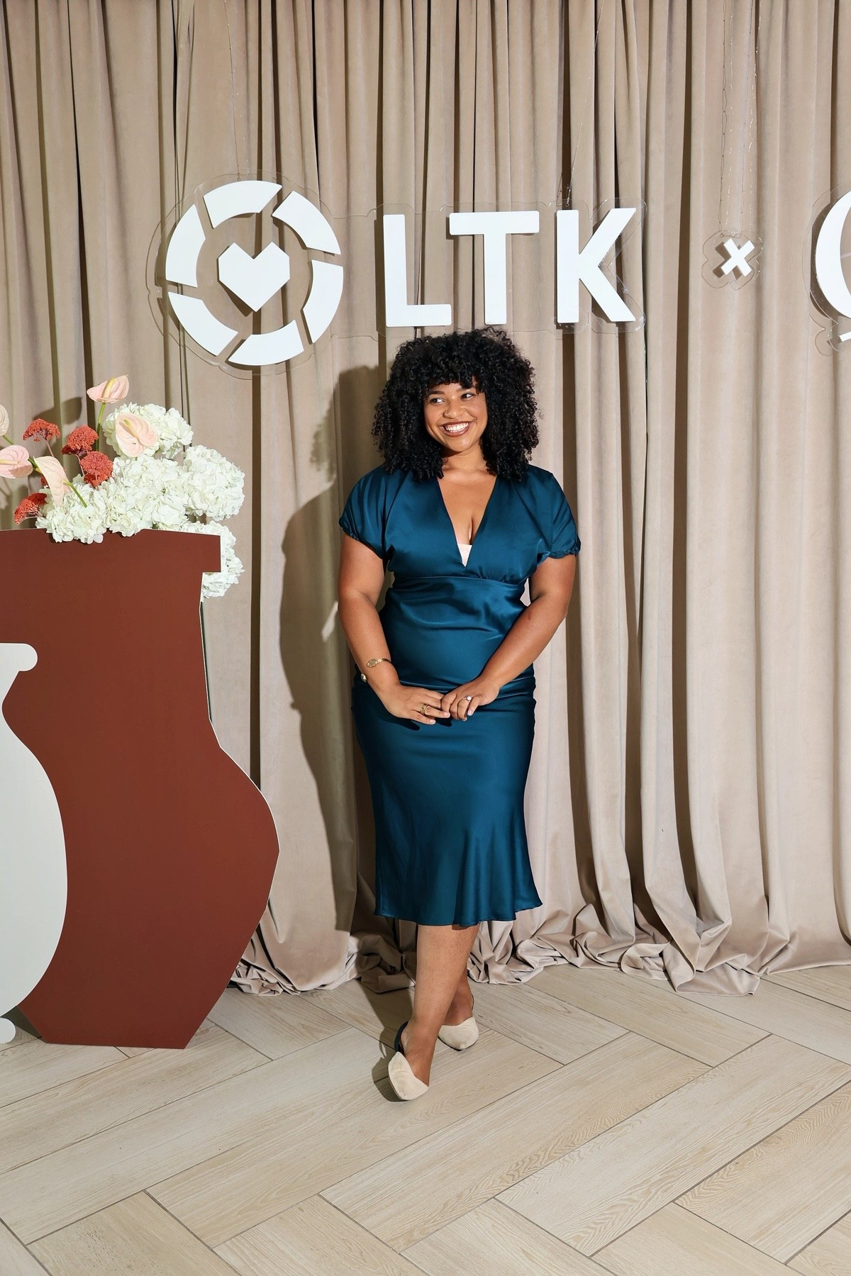 What I wore to the LTK Cocktail party!! 🤍 I shopped my closet for this party 

#LTKCon #LTKParties #LTKFindsUnder50