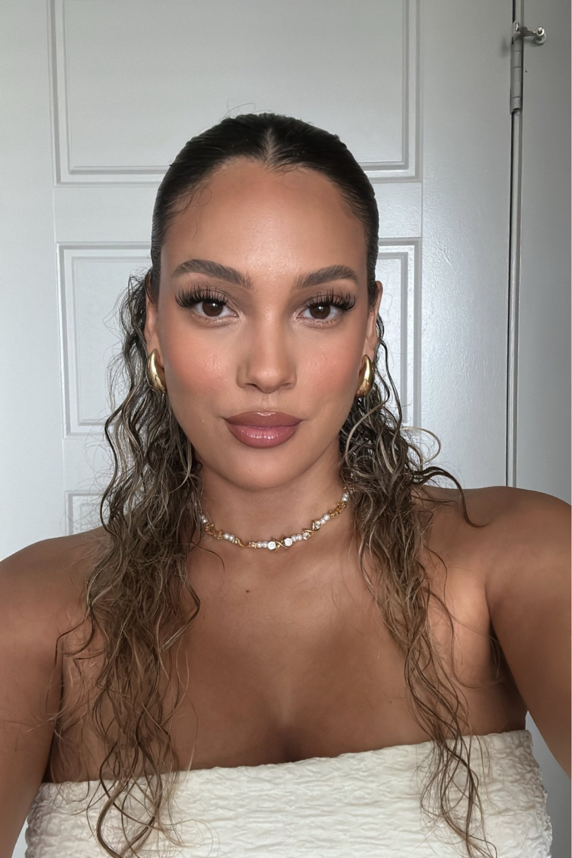 Necklace is from @enroutejewelry_ on ig
Top - medium

Summer style 
Summer glow
Tube top
Amazon jewelry
Fashion jewelry 
Gold jewelry

#LTKSummerSales #LTKStyleTip #LTKFindsUnder50