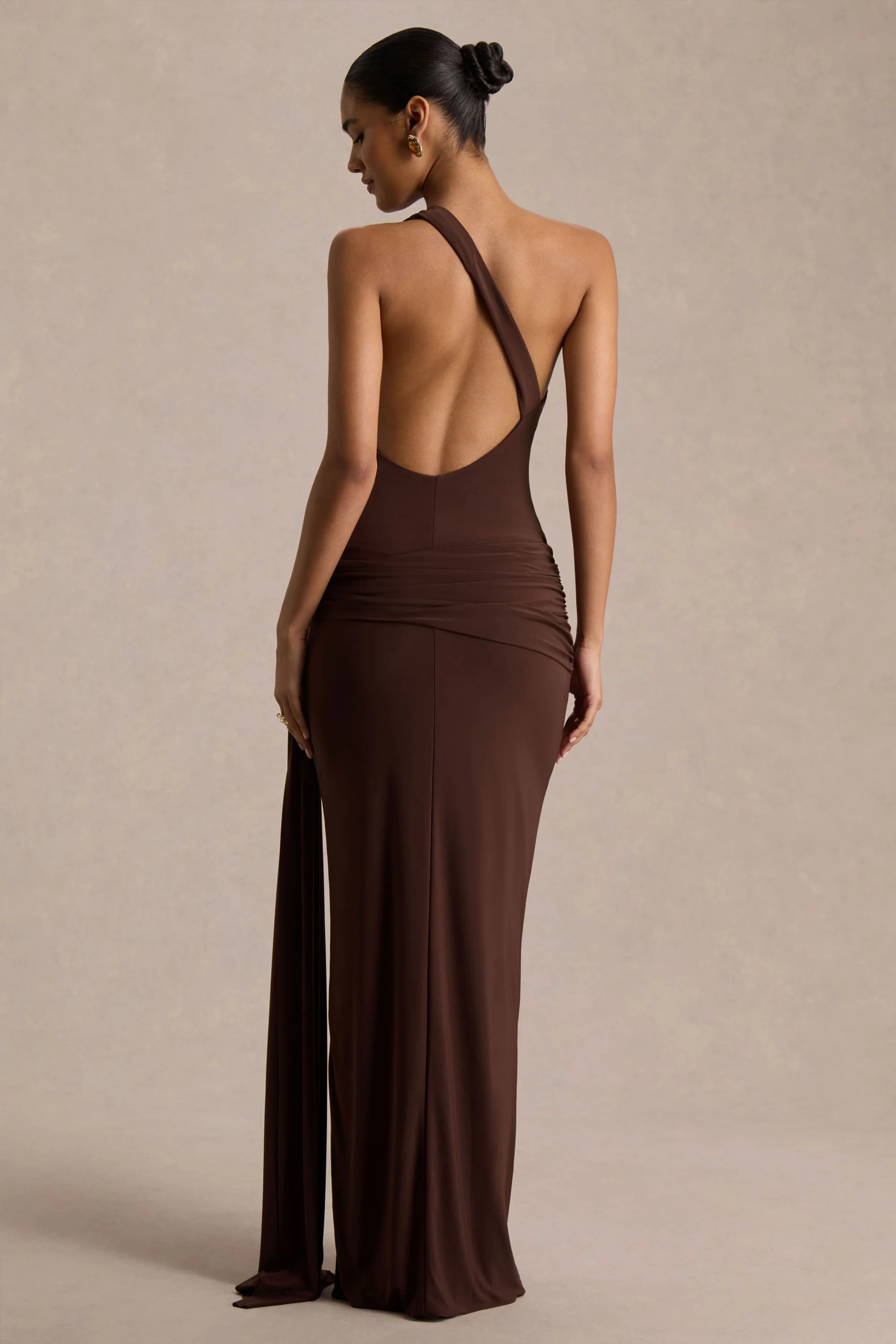 Bonnie | Brown Asymmetric-Neck Maxi Dress With Open-Back | Club L London