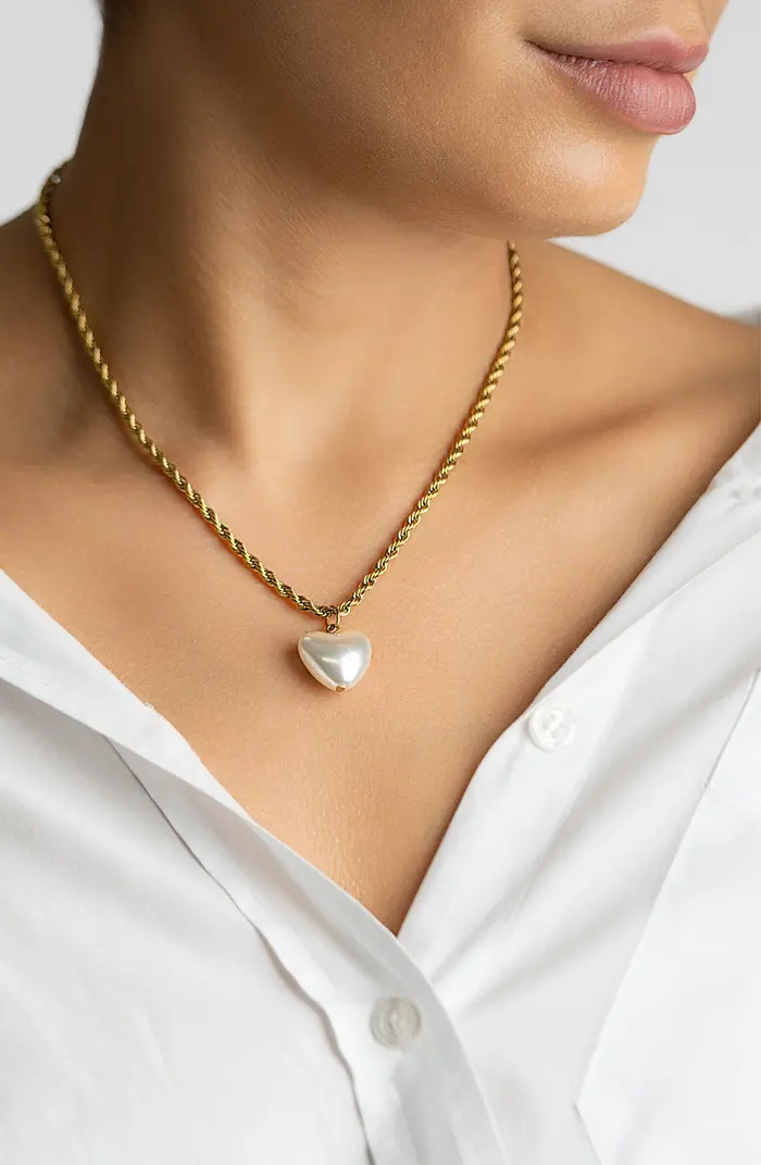 Water Resistant Imitation Pearl Heart Pendant Necklace | Nordstrom Rack