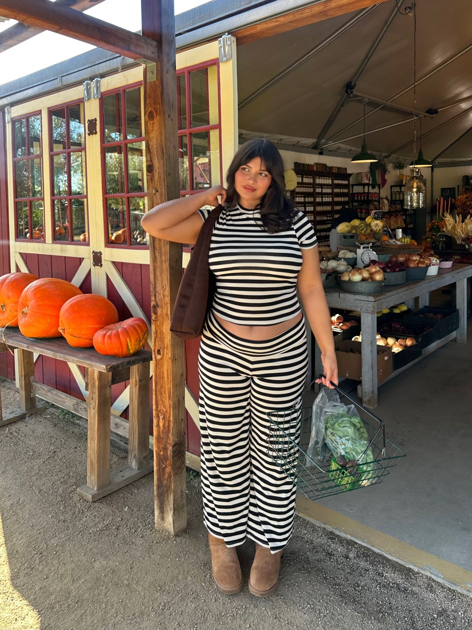 the comfiest set oh my god and built in bra! love rolling out of bed and lounging and running errands in this. 🤍

#LTKPlusSize #LTKMidsize #LTKFindsUnder100