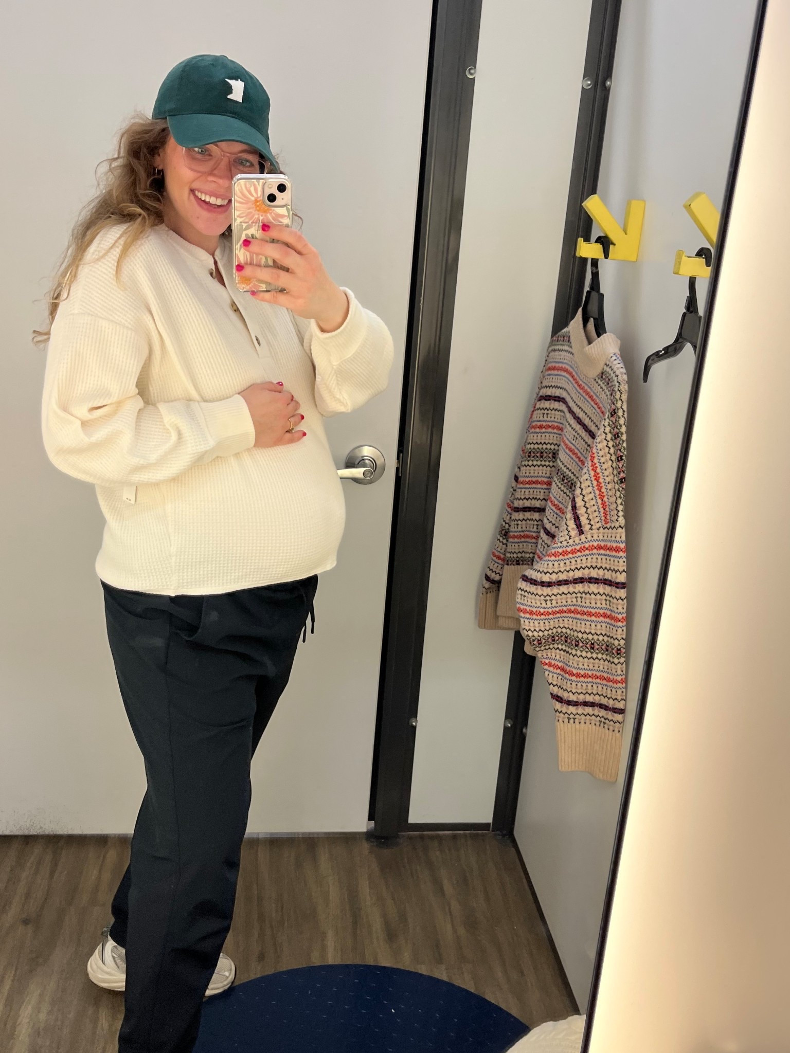 I got this Henley last year and LOVE it! Tried on an XL in old navy and it fit but it just wasn’t quite long enough for the bump. 

Then I saw online they have maternity ones now 😍😍😍 so linked those too!!! 