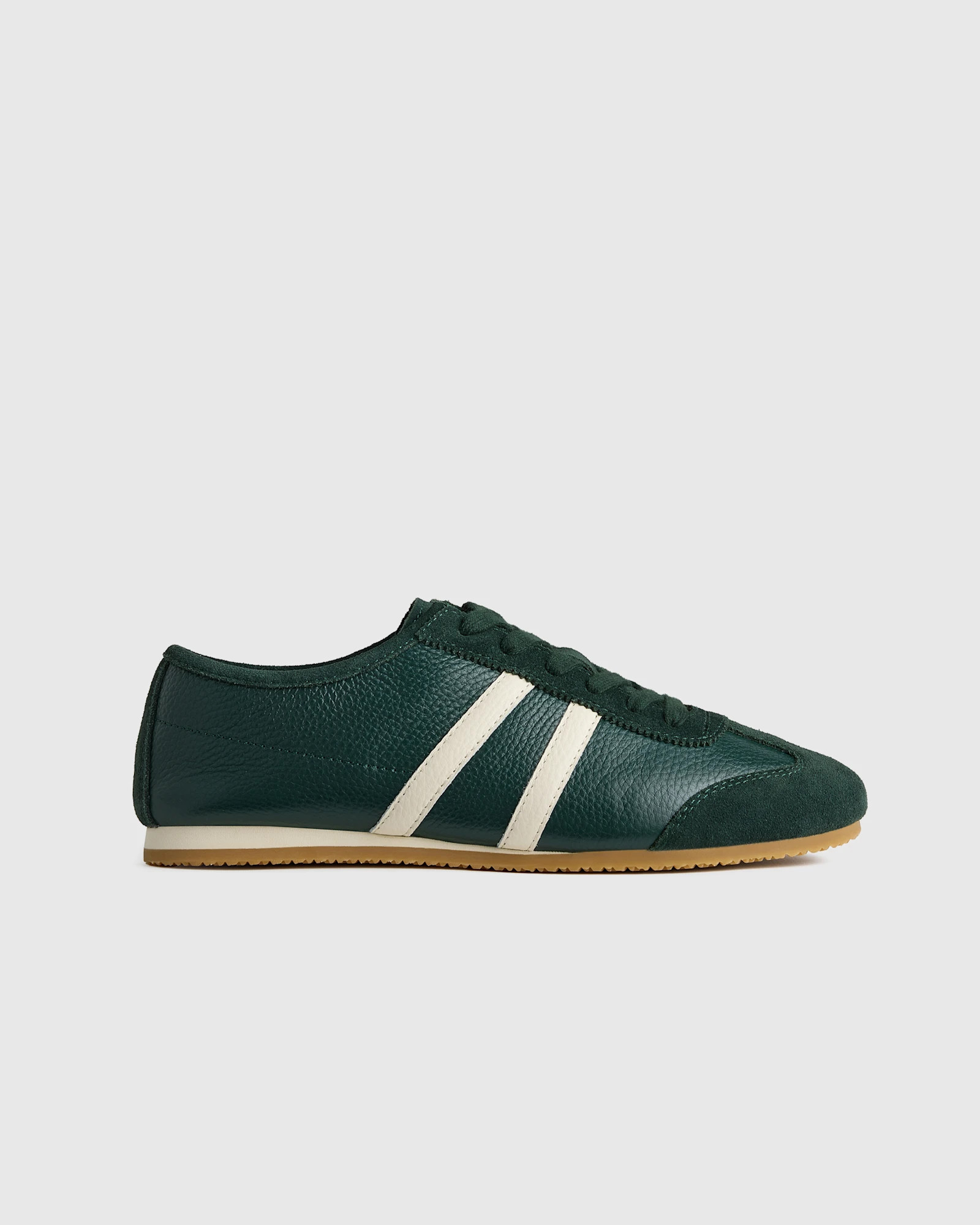 Quince | Women's Italian Leather & Suede Low Profile Sneaker in Black, Size 7.5 | Quince