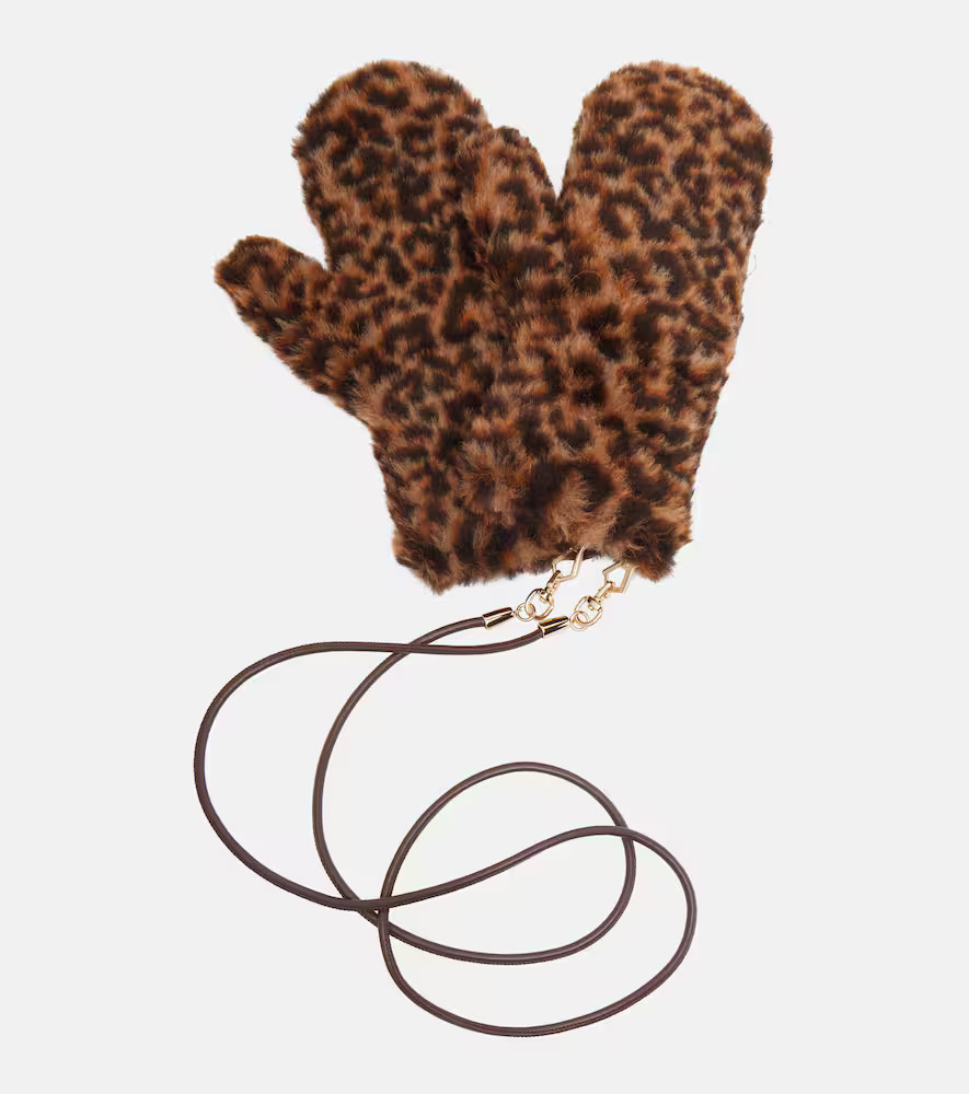 Max Mara Ombrato alpaca, wool, and silk teddy mittens | Mytheresa (US/CA)