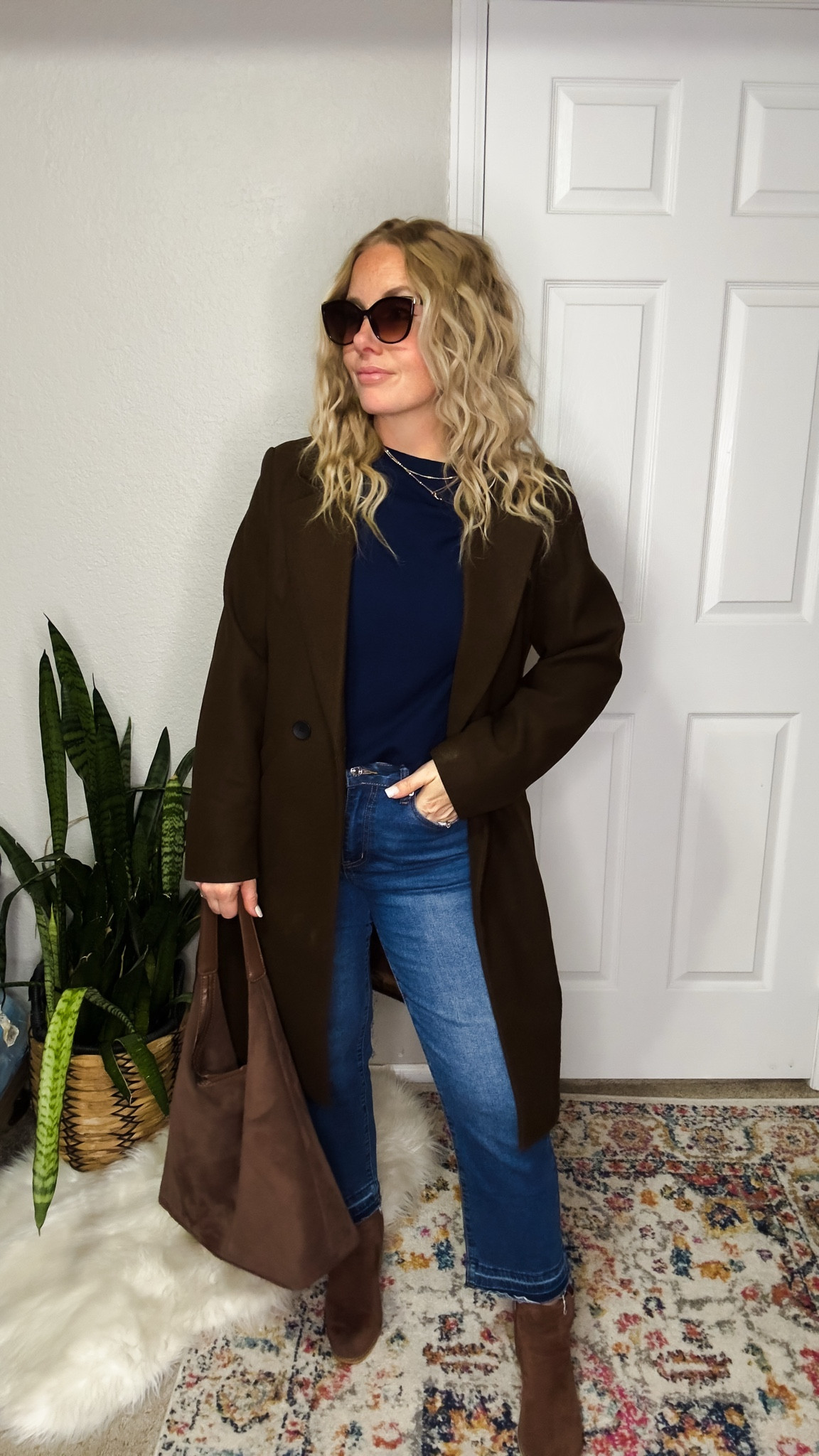 Elevated outfit idea from amazon — navy sweater, straight leg jeans, brown boots, faux sued bag, and wool blend brown coat





Winter outfit
Winter fashion
Amazon winter outfits
Trending winter fashion 
 casual winter outfits | winter fashion | size 4-6 | cold weather outfits | winter outfit ideas | layering outfit for the cold| winter fashion 2025 | outfit inspo | outfit ideas | winter outfits amazon  | casual outfit Ideas  | Outfits | Amazon Casual Outfit | Cute casual outfits | Preppy Outfit 

#LTKootd #LTKgrwm #LTKPetite