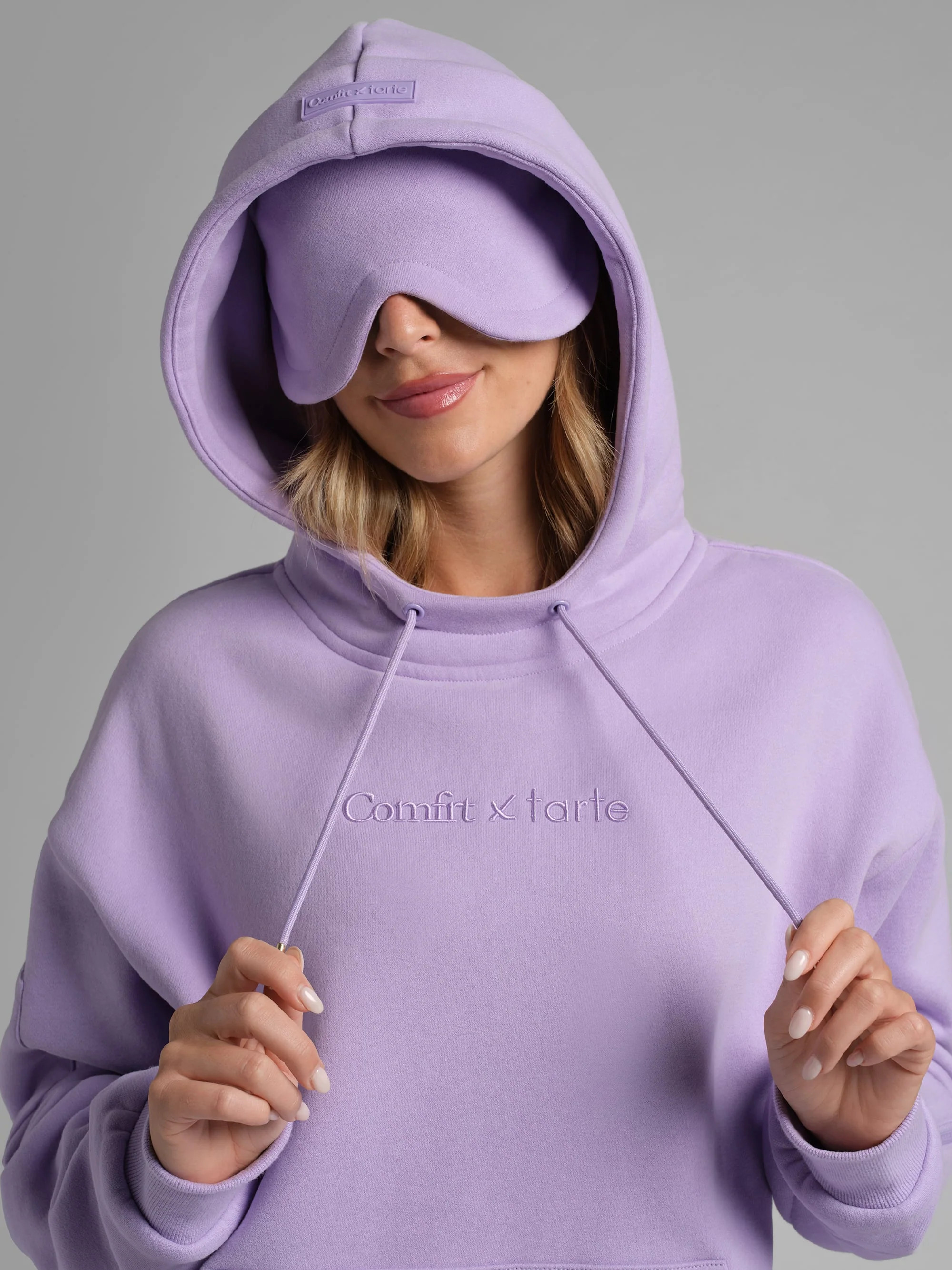 tarte x Comfrt airplane mode travel hoodie | tarte cosmetics (Global)