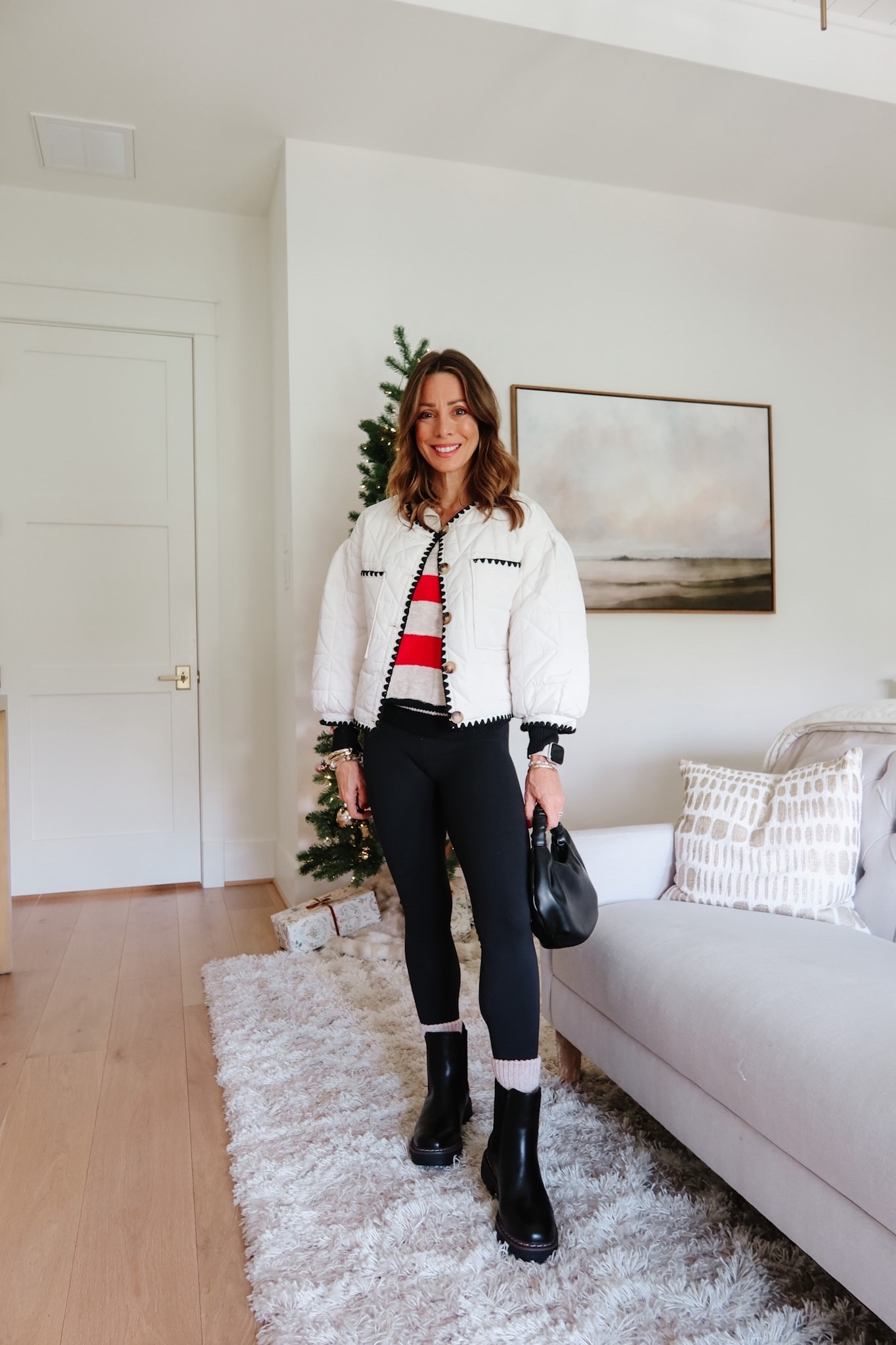 Cozy leggings outfit from Amazon! I was so excited to pull out this cute quilted jacket 🥰

Jacket Fit: I’m wearing a Small

Top Fit: I’m wearing a Small

Leggings Fit: I’m wearing an XS

#LTKFindsUnder50 #LTKPetite #LTKSeasonal