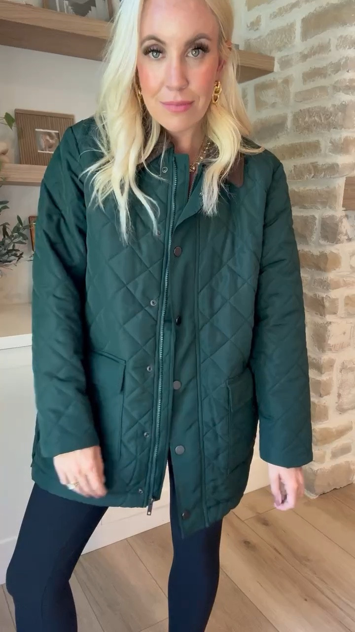 Here is the green! I love it paired with jeans or leggings! Would be cute paired over a skirt or dress too! This is a size medium  

#LTKFindsUnder100 #LTKStyleTip #LTKFindsUnder50