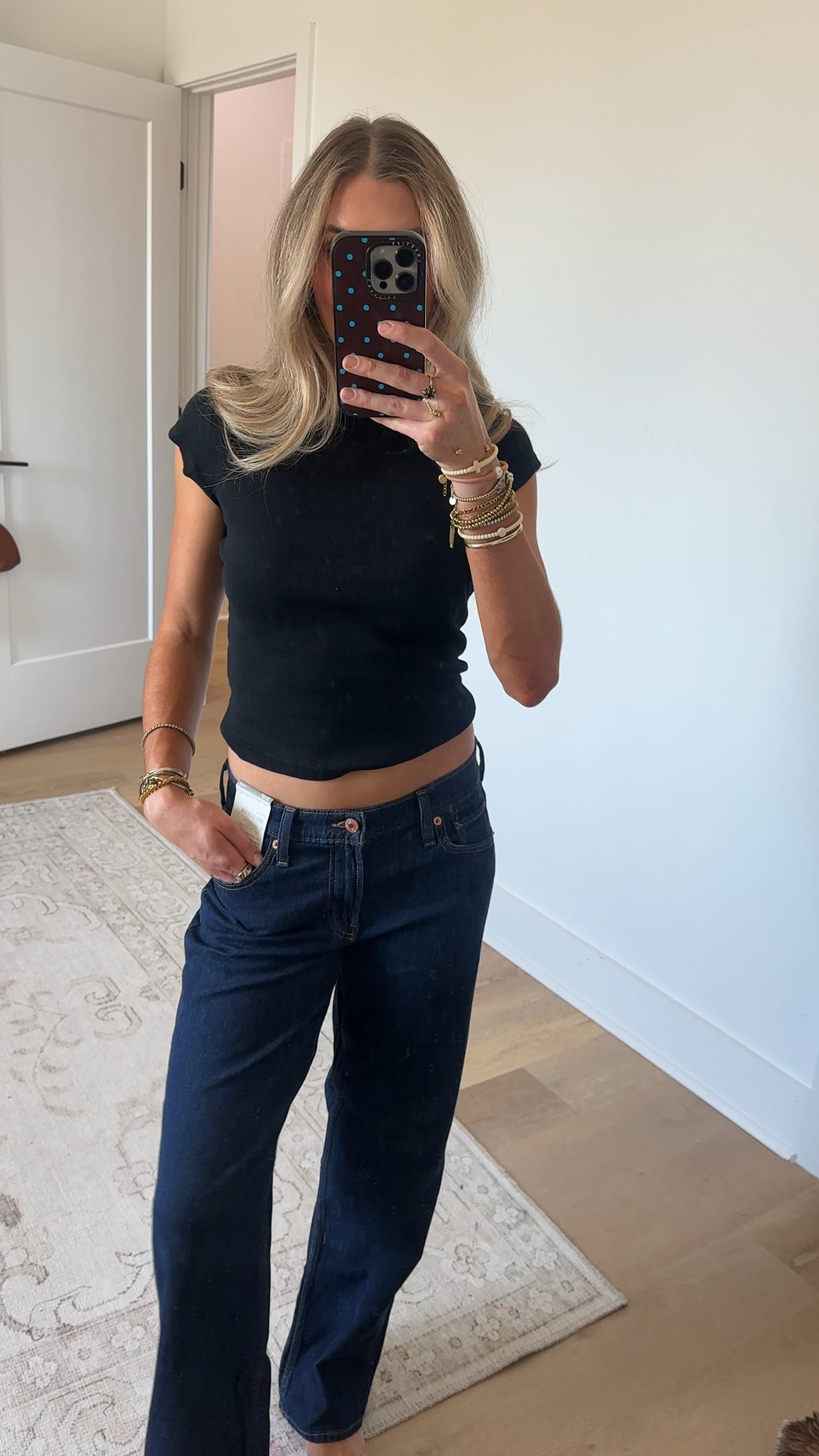 Gap size 24 low rise Jeans. A vintage-inspired fit with an effortless slouch.

Fit: A full-length loose jean that's fitted on the waist & relaxed all the way down.
Fabric: 99% Organic Cotton, 1% Stretch.
Stretch: Low Stretch Jeans. Authentic denim with a soft & easy lived-in feel.​
Rise: Low Rise Jeans.
Look: A classic, loose jean in a dark blue indigo wash.
Details: Zip fly & five-pocket styling.


#LTKSaleAlert #LTKootd #LTKSeasonal