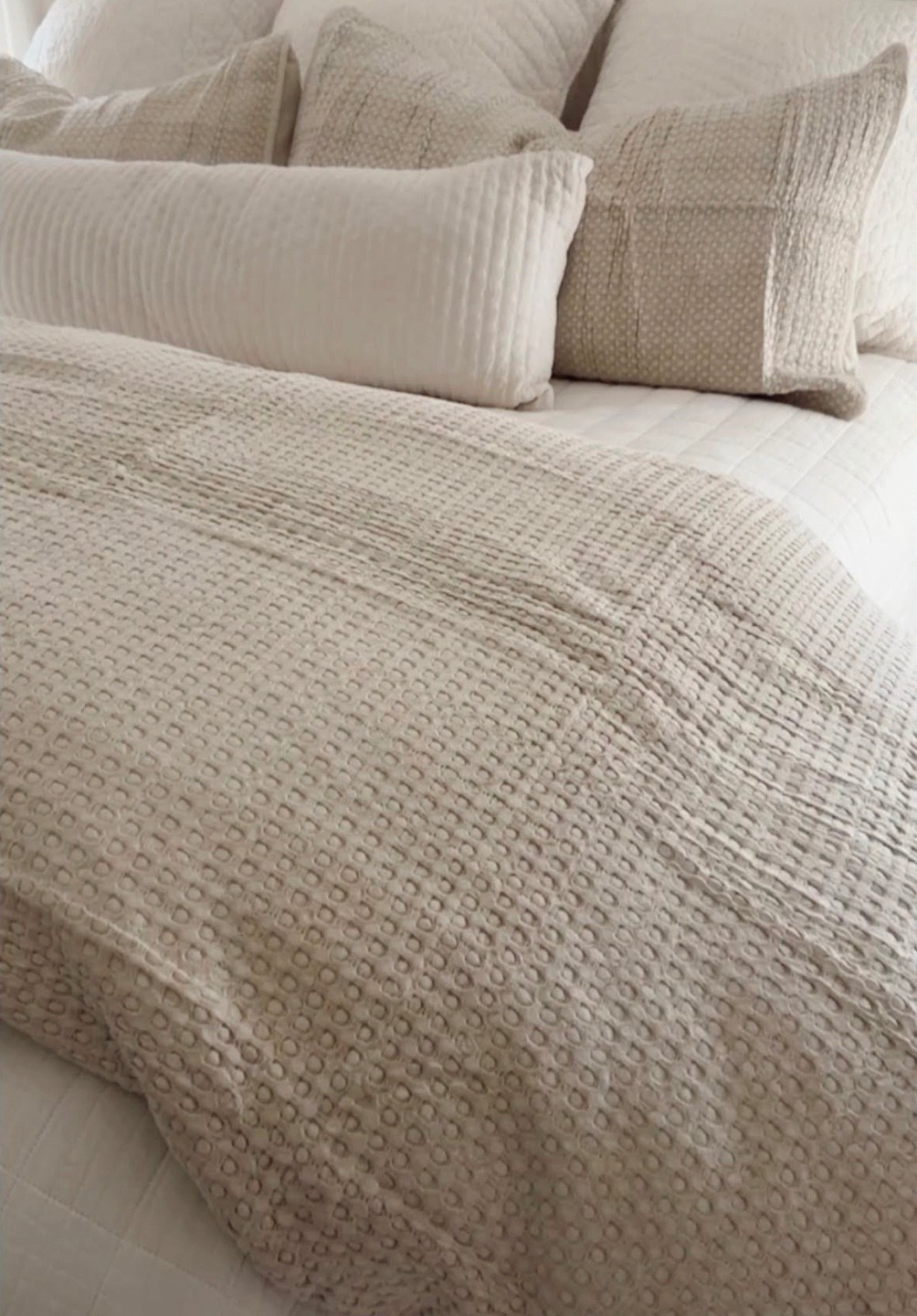 The fluffiest, coziest quilt set for fall 
🍁
I love pairing this quilt with a comforter underneath to get that full, fluffy look. It makes the bed feel extra cozy and is the perfect bedding combination for the cooler season ahead.

#LTKSeasonal #LTKHome #LTKmomlife