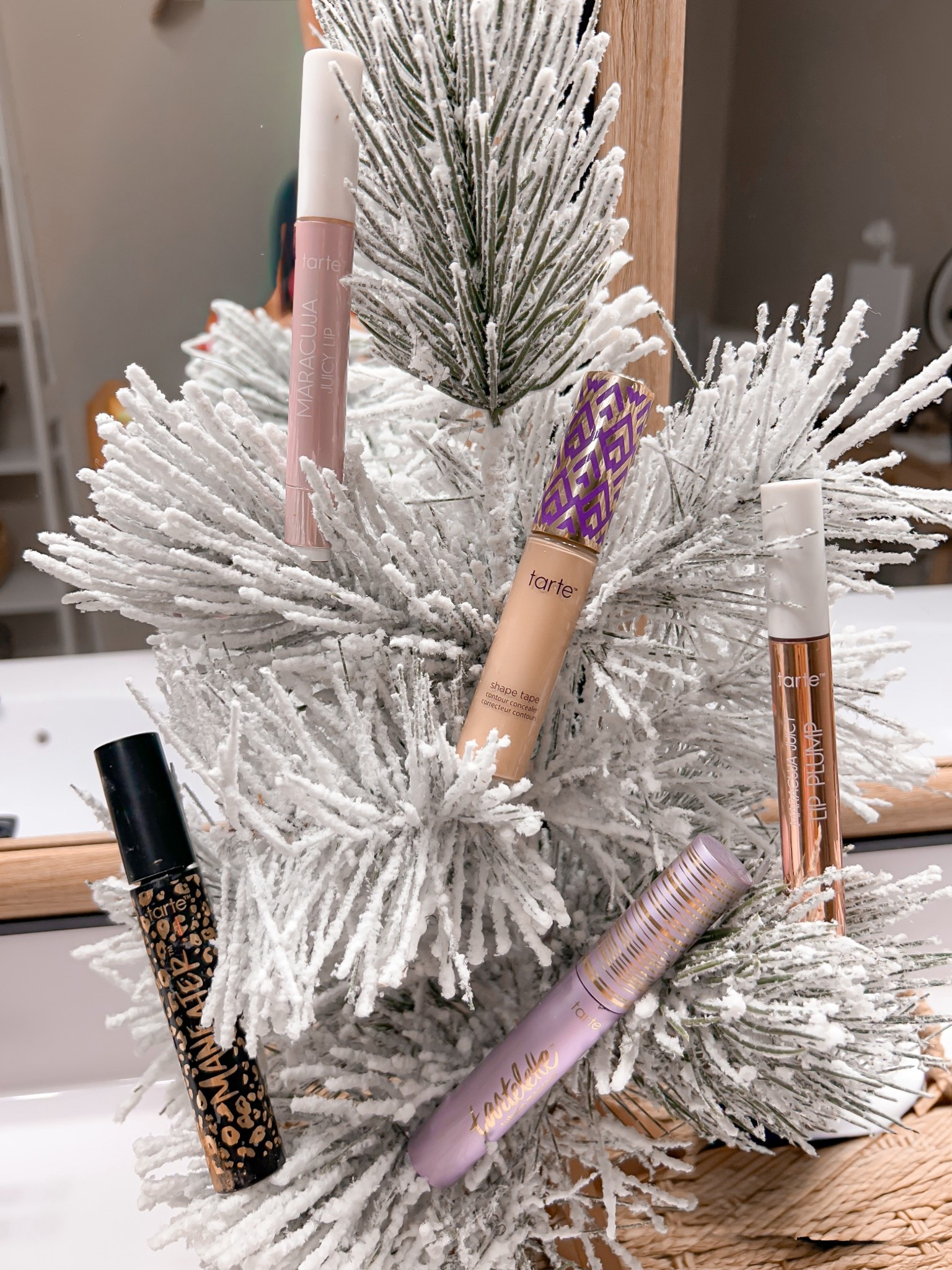 Tarte cosmetics 40% OFF with code CYBER 

#LTKSaleAlert #LTKBeauty