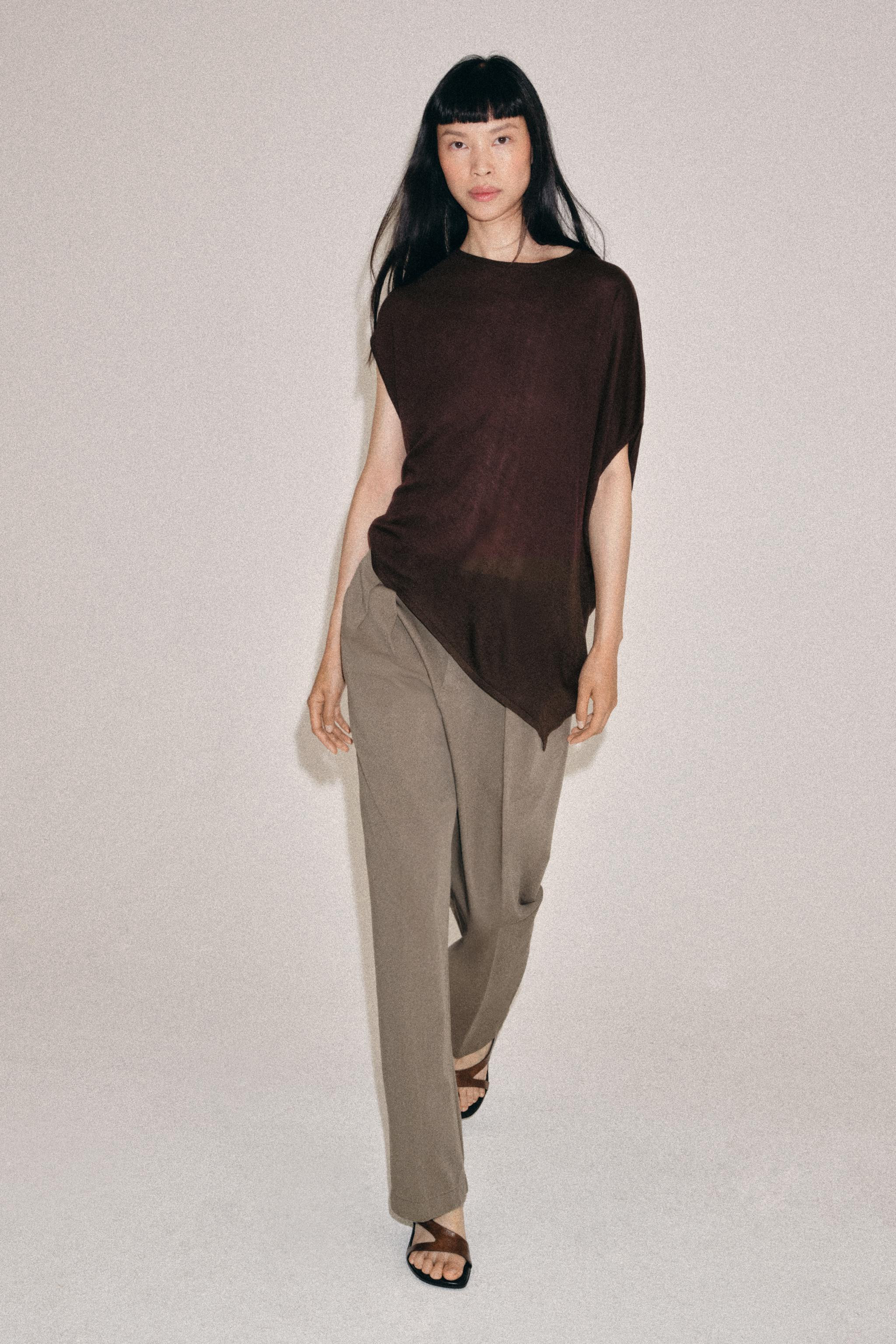 ASYMMETRIC KNIT TOP | Zara US