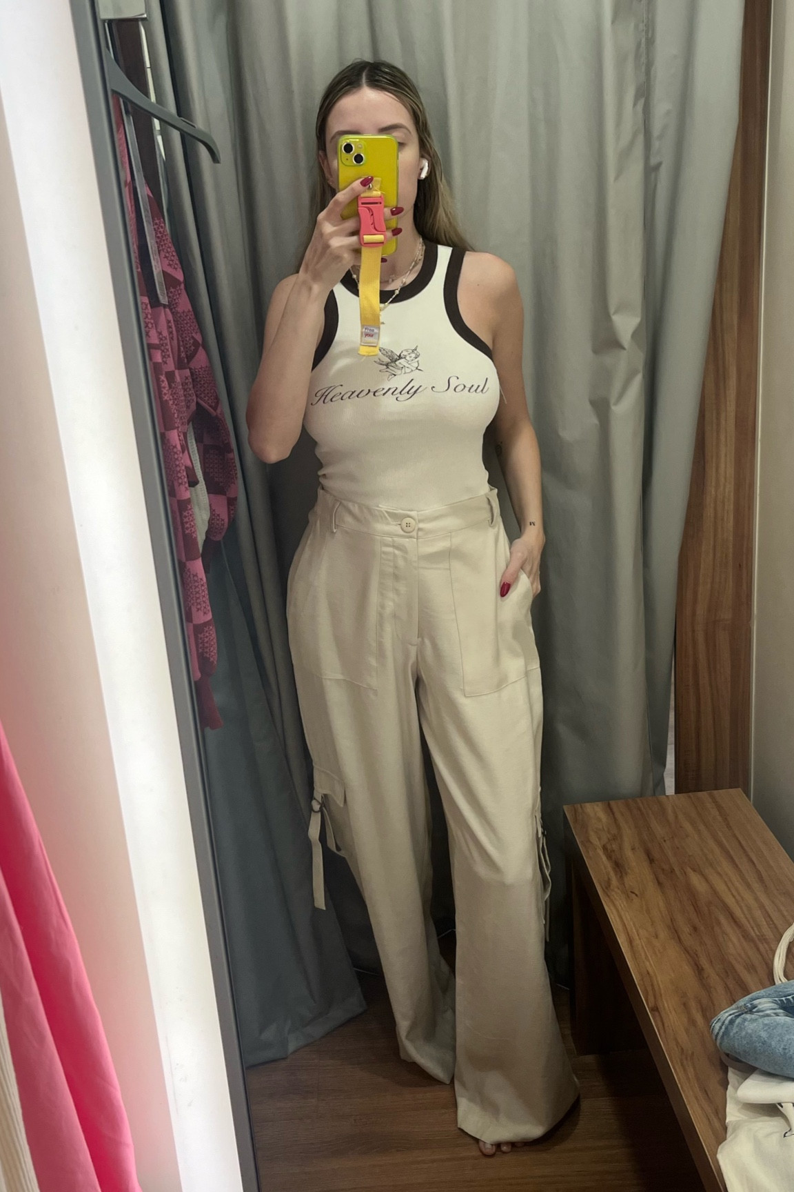 Provador  Renner, completamente apaixonada por essa regata 😍

#LTKSeasonal #LTKstyletip #LTKbrasil