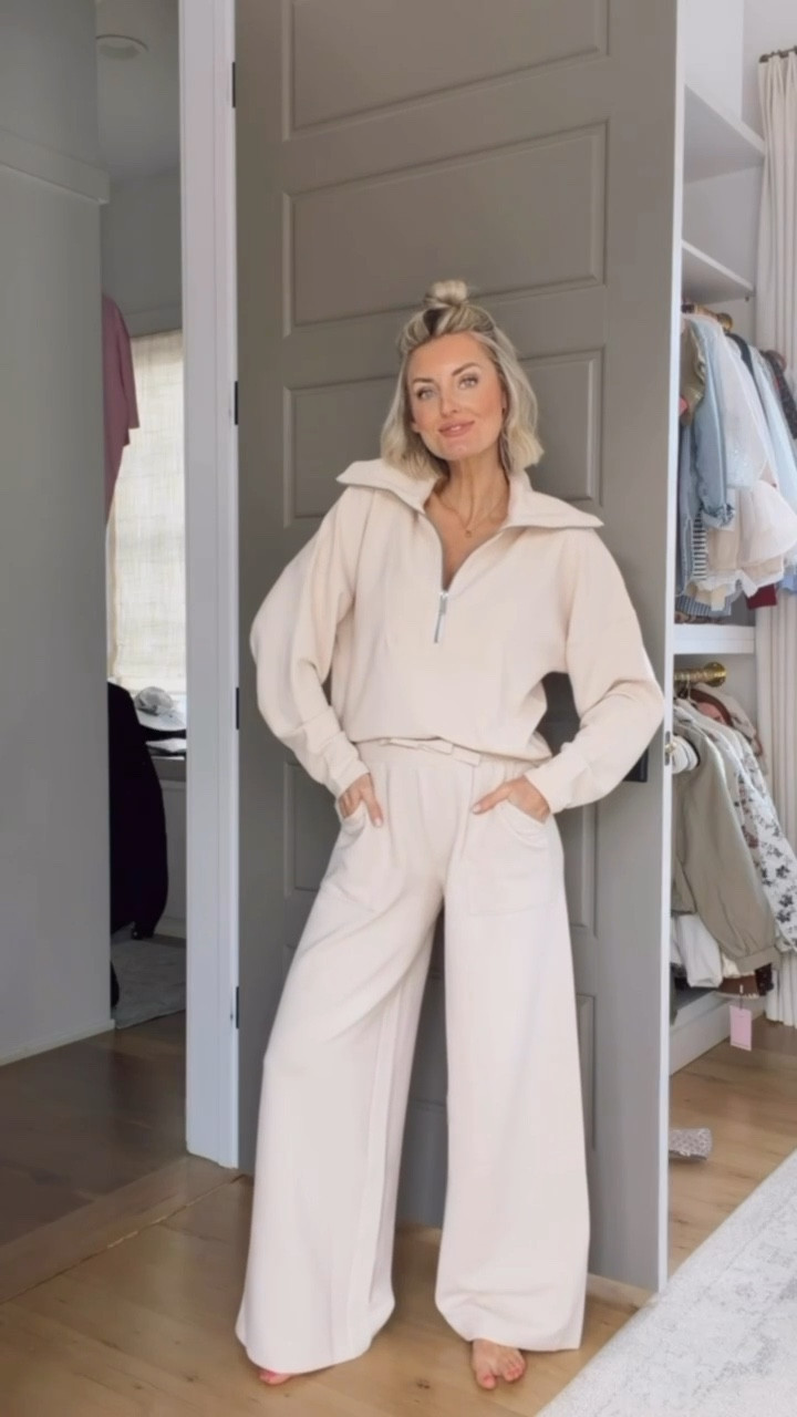 Loving this new ribbed material from Spanx! Their sets are SO good! I’m wearing a S! Use code BRITTANYXSPANX for 15% off your first order + free shipping!

Loverly Grey, Spanx, matching set, travel outfit, travel looks, loungewear, lounge set 

#LTKTravel