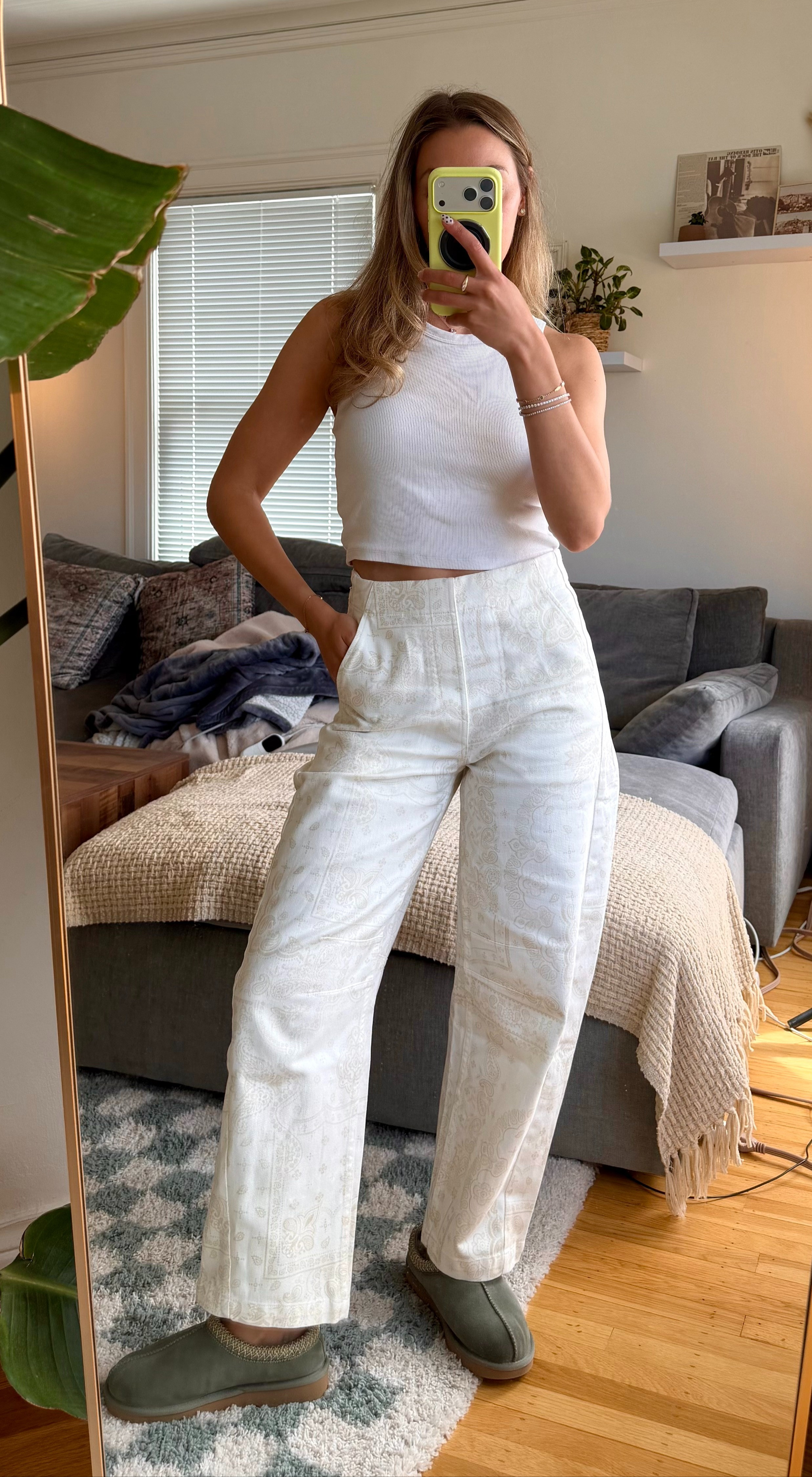perfect barrel jeans! so cozy im even working from home in them!  

 #LTKgrwm #LTKootd