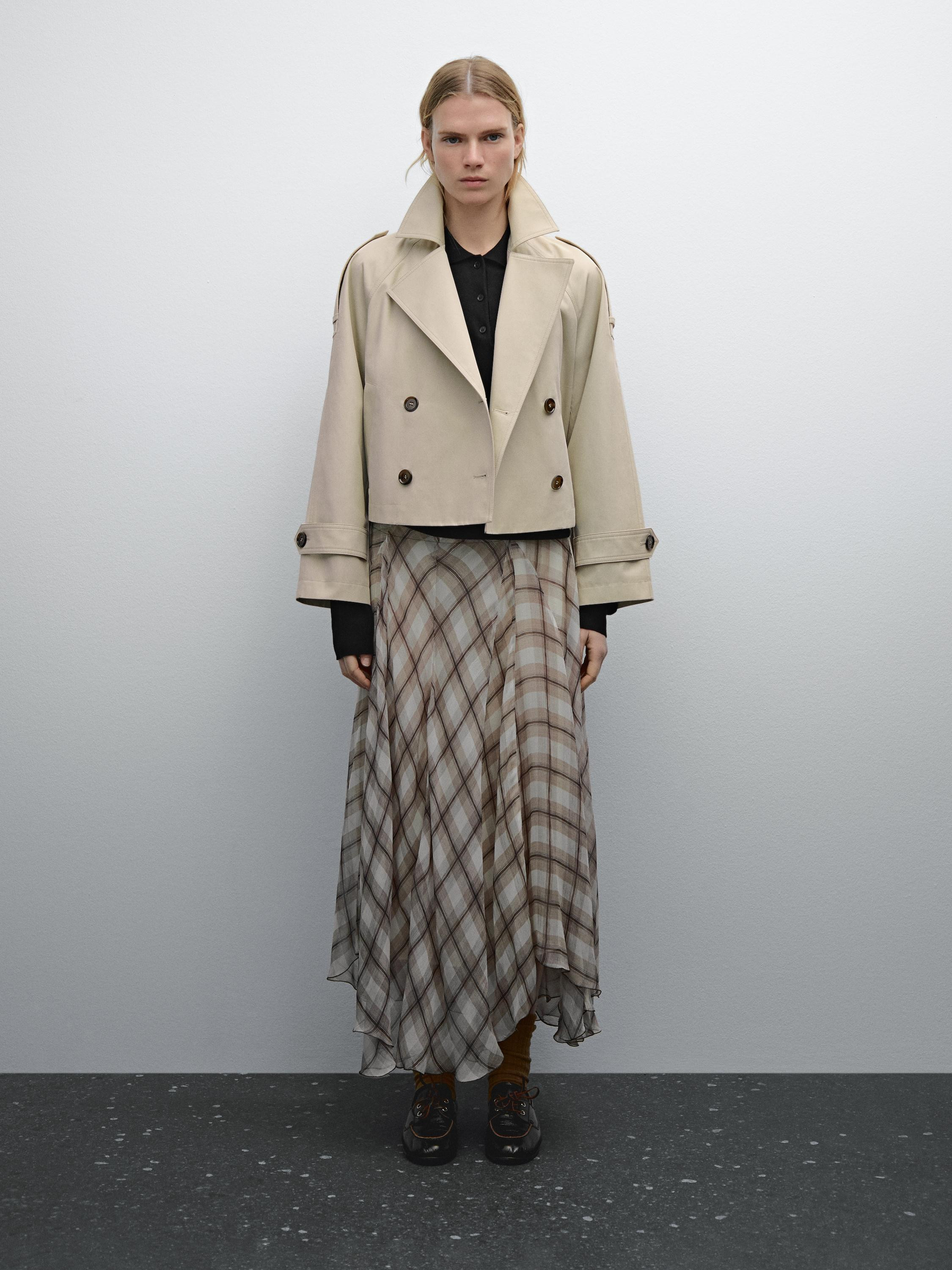 100% cotton short trench coat with lapel collar | Massimo Dutti US