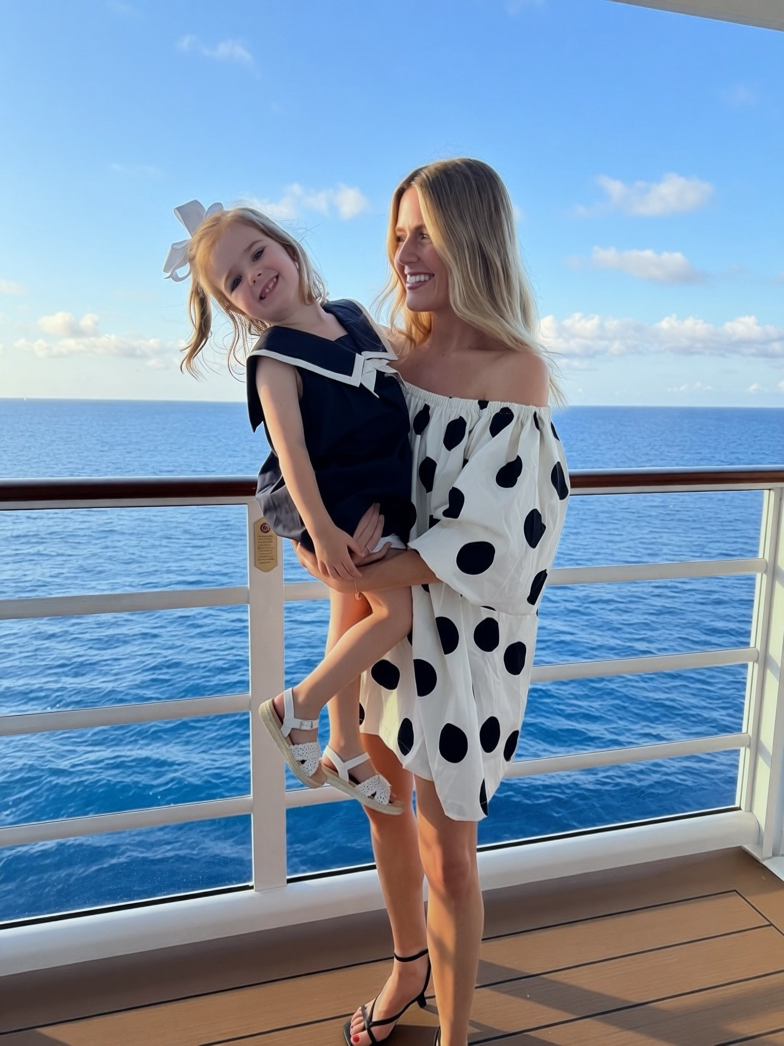 Polka dot dress & toddler girl dress

Off the shoulder dress // Amazon dress // summer dress