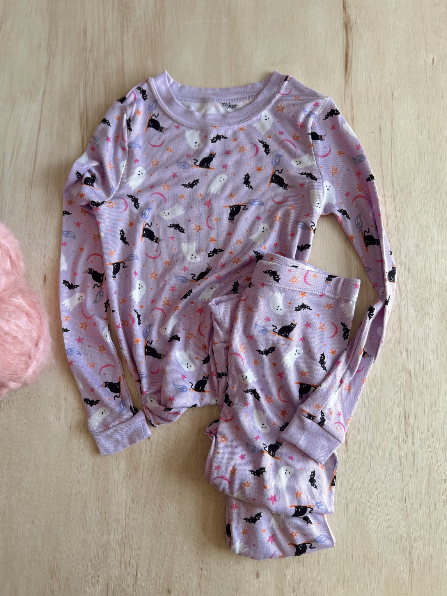 Spooky girls pjs 👻 

#LTKSeasonal #LTKKids