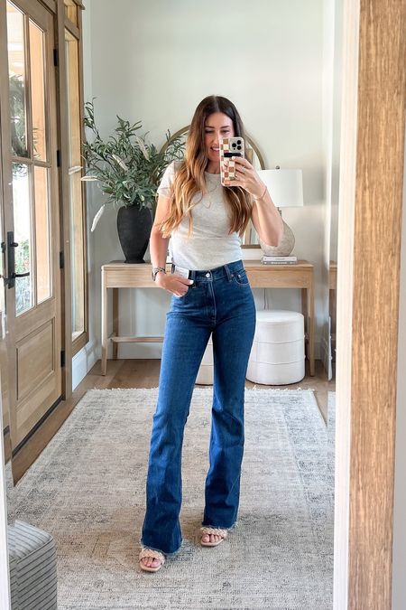 20% off Abercrombie when you shop thru the LTK app!! These high rise flares are the best fit! Run TTS. Wearing a 24R, 5’4” 118 lbs. Easy to dress up or down. 👌🏼 

Denim, jeans, Abercrombie, ltk sale, a&f 
Baby tee, rug, entry, entry decor, console table, entry table, mcgee and do, vase, mirror 

#LTKsalealert #LTKSale #LTKfindsunder100