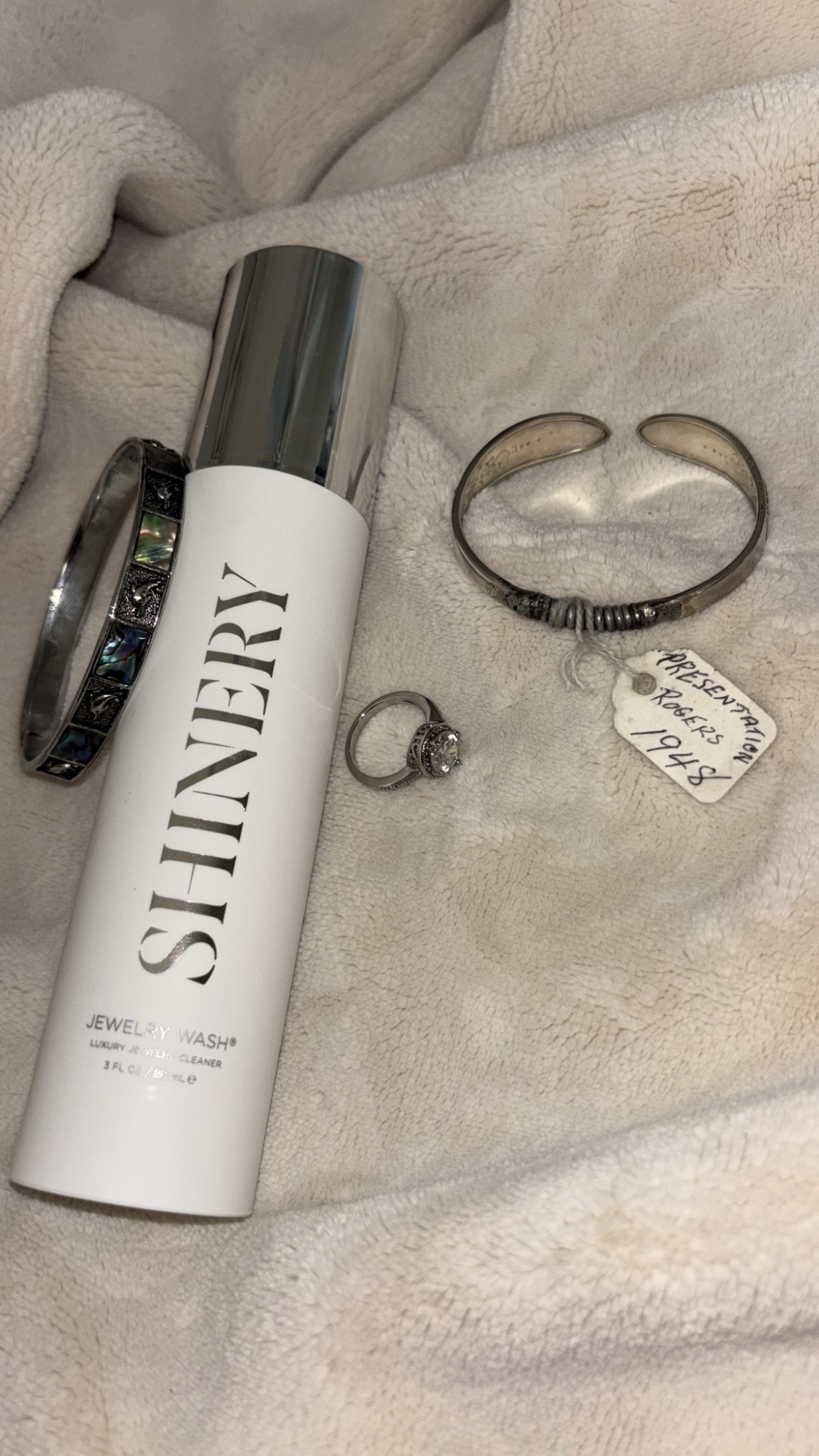 The best way to keep your jewelry sparkly & clean ✨

#LTKBeauty #LTKU #LTKdayinmylife