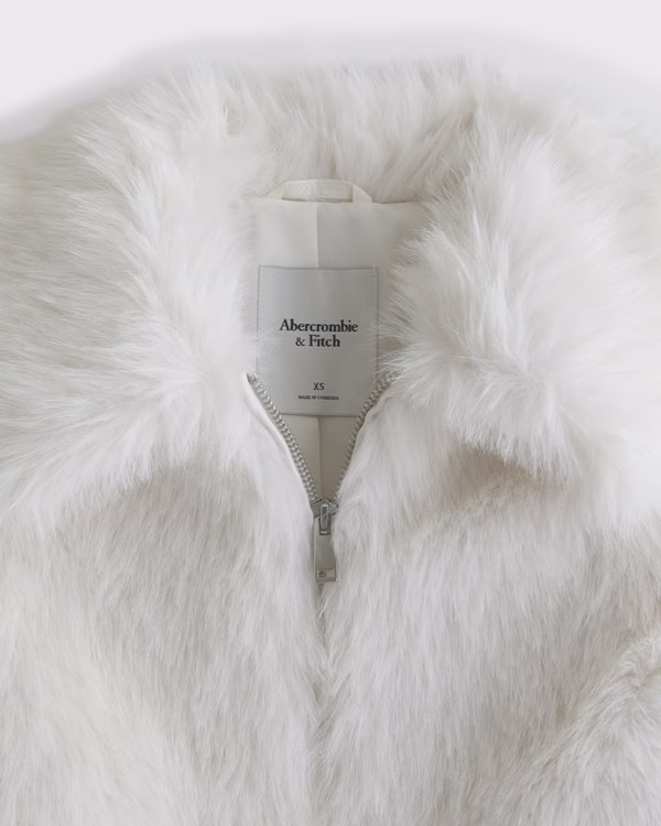 Short Faux Fur Coat | Abercrombie & Fitch (US)