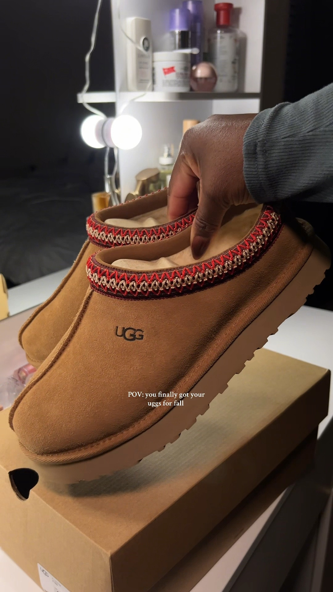 Ugg boots for fall 🤎👢 

Ugg, Ugg boots, Ugg season, fall shoes, fall fashion, fall style, fall boots, fall essential, fall staple, capsule wardrobe, fall outfits, fall wardrobe

#LTKStyleTip #LTKFallSale #LTKSeasonal