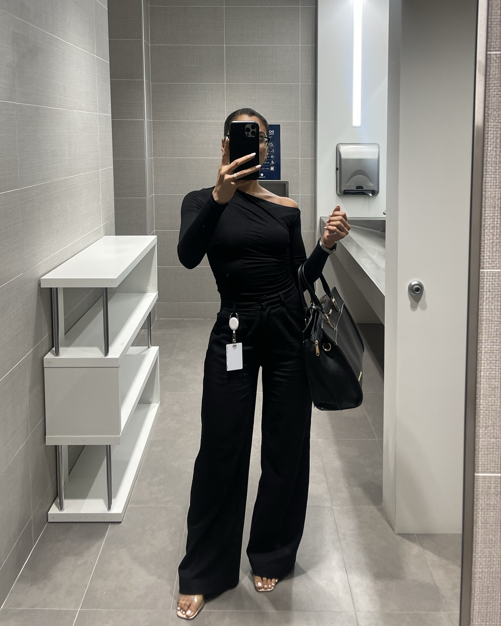 What did i say about an all black fit 🖤✨ 

On a side note: these pant are from peppermayo, if there’s anything PM can do right , is make some fire linen pieces

Top Black is out of stock but this is the brand I copped it from : https://thatssofetch.com/products/vitani-long-sleeve-top-charcoal-1

Pant are black : https://us.peppermayo.com/products/heatwave-linen-wide-leg-pants-white#LTKNYFW 

#LTKWorkwear #LTKPetite