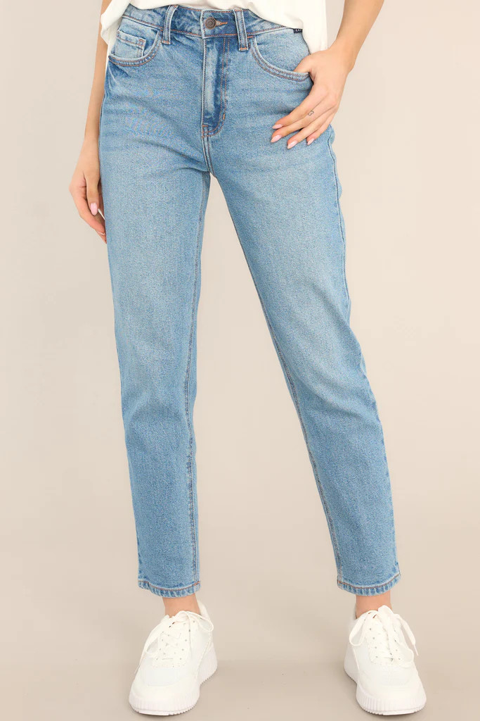 Staple Moment Medium Wash Straight Leg Jeans | Red Dress 