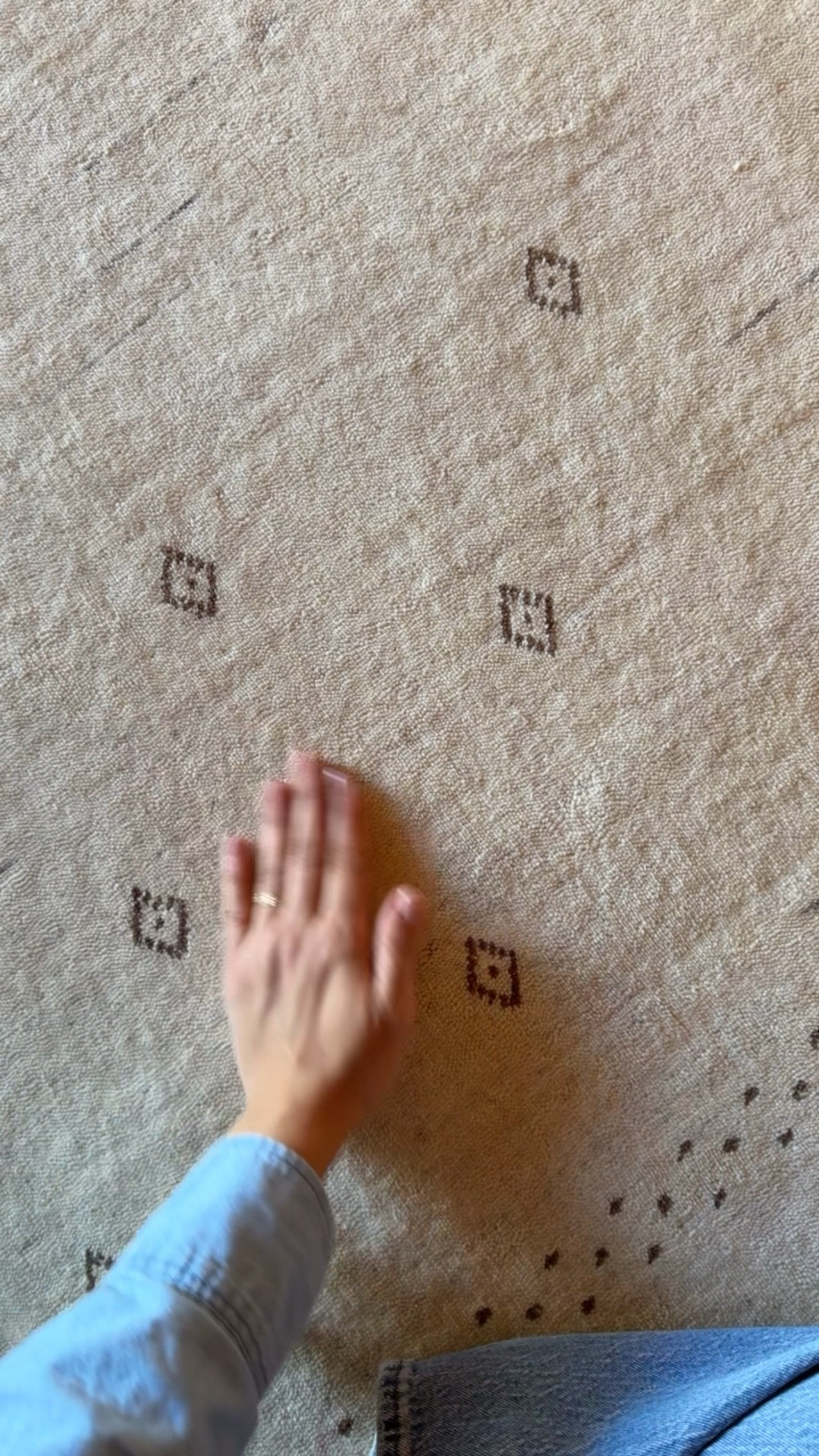 100% wool rug— on a budget! Comes in lots of colors…

#LTKHome