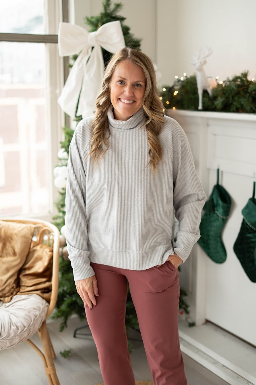 Cute fall outfits

walmart fashion  fall fashion  activewear  casual outfit  joggers  cozy style  sneakers  sweatshirts  leggings  winter outfit 

#LTKHoliday #LTKSeasonal #LTKGiftGuide