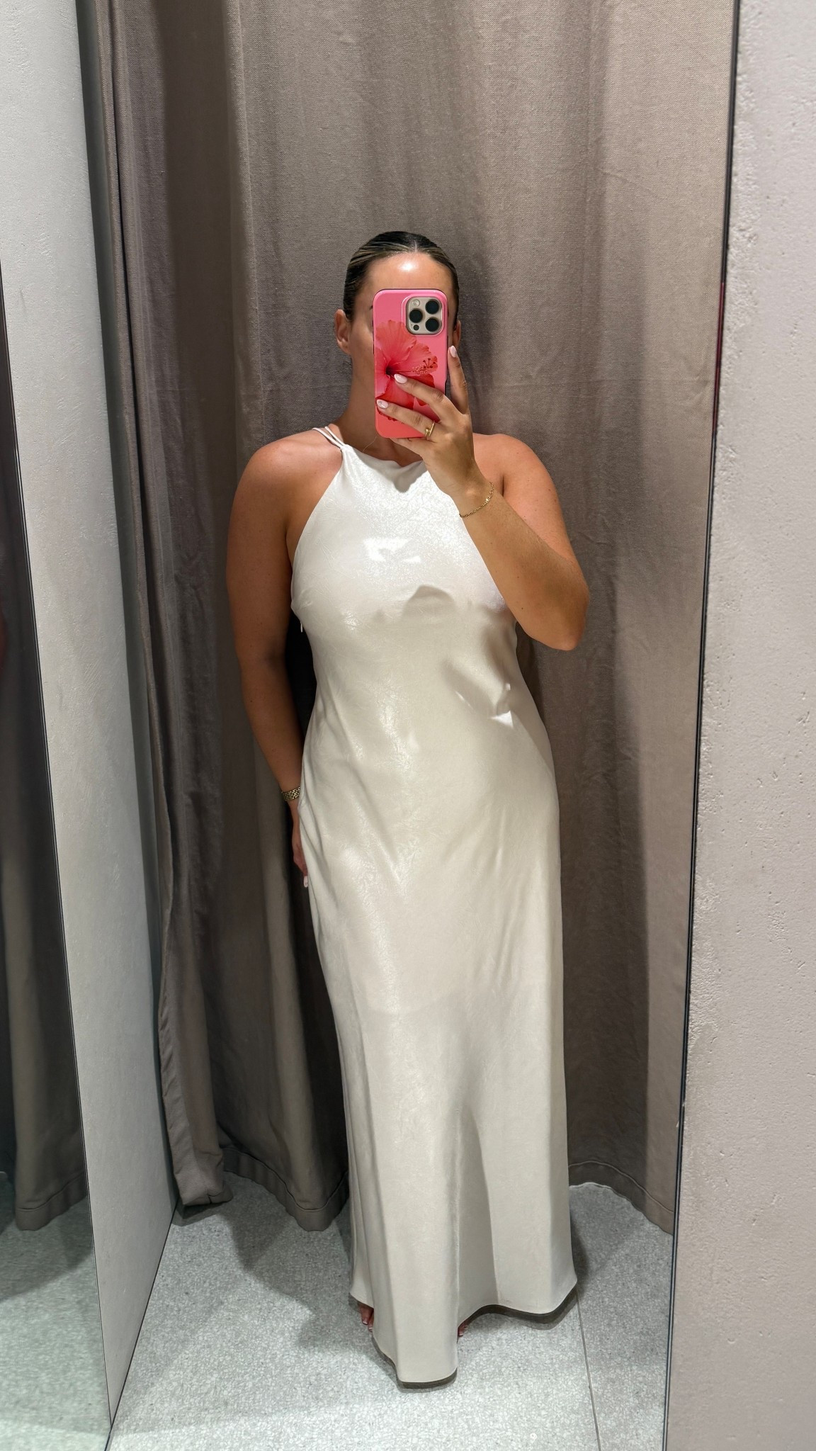 This was also gorgeous! Wait until you see the back 😍
This would be perfect for holiday or if you are a bride to be/honeymoon!

I’m a UK SIZE 10, 5ft4 and I’m wearing a medium 

Summer dresses, holiday dress, dress, maxi dress, holiday outfit, summer outfit, bride, weddingg

#LTKwedding #LTKdresses #LTKsummer