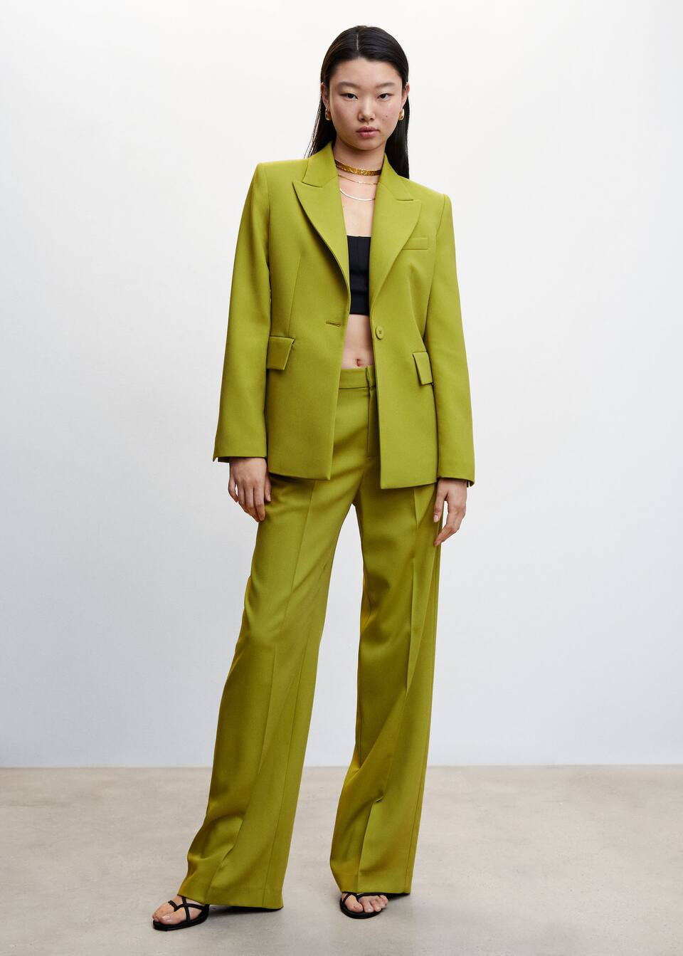 Pockets suit blazer -  Women | Mango United Kingdom | MANGO (UK)