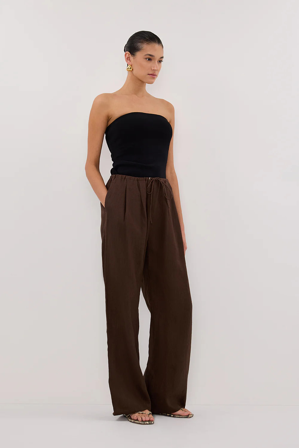 CARLA B. CHOC DRAWSTRING LINEN PANT | DISSH