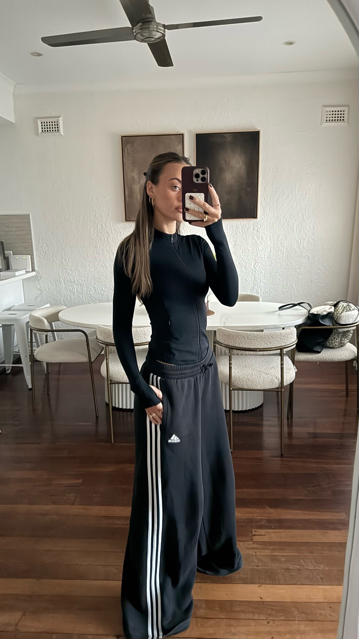 3 winters in a row w these trackies they’re my fav

#LTKaustralia #LTKwinter