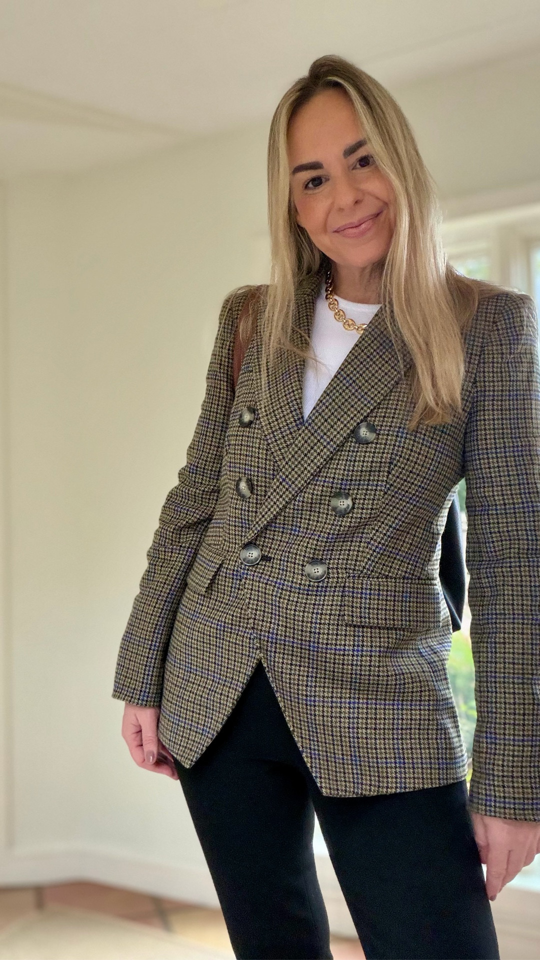 Finally fall! This outfit just makes me feel so put together. I love a structured blazer with a great black work pant.  It’s the perfect work outfit! 


#LTKStyleTip #LTKWorkwear #LTKSeasonal