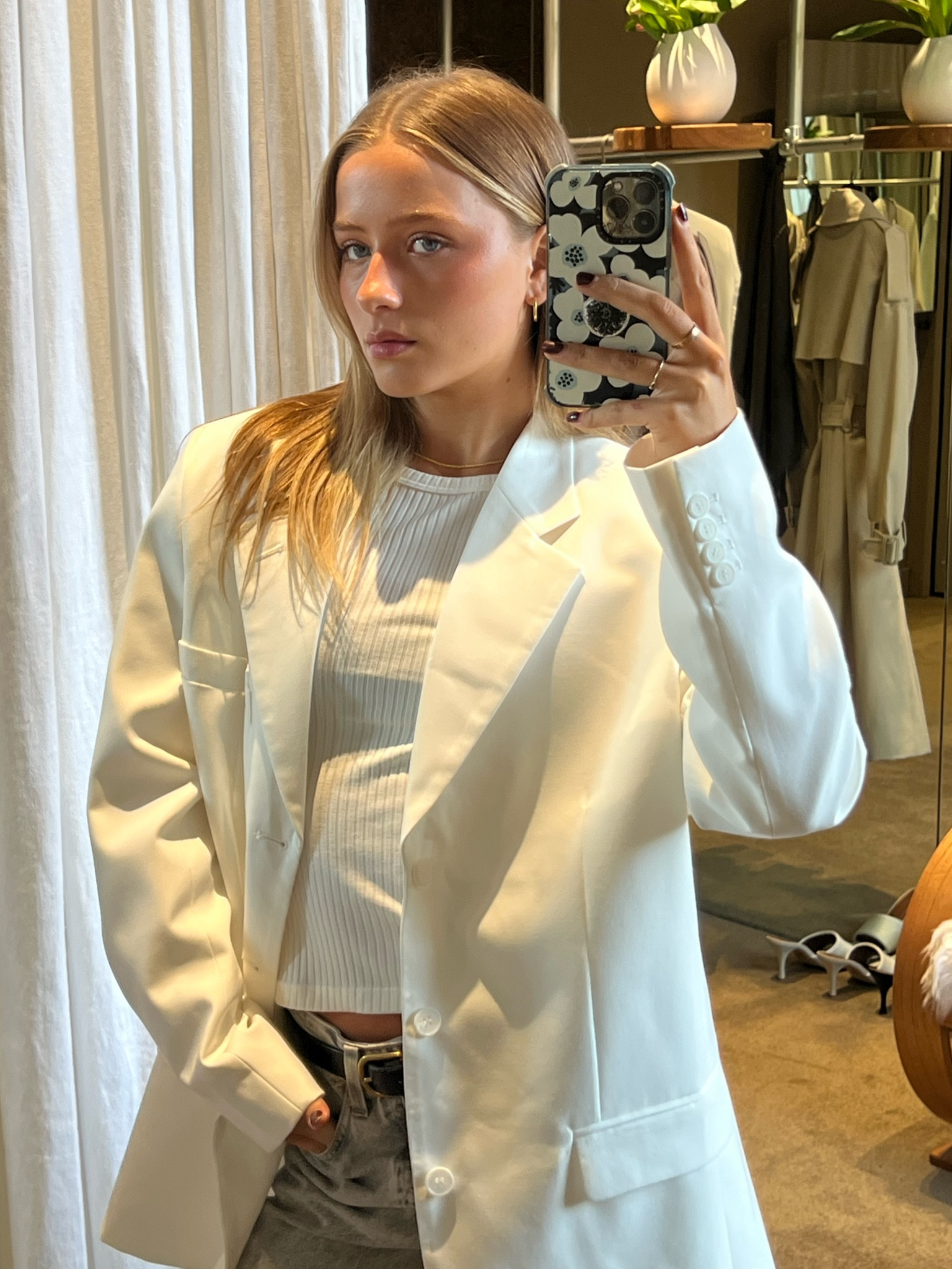 The perfect white blazer 🤍

#LTKstyletip #LTKaustralia