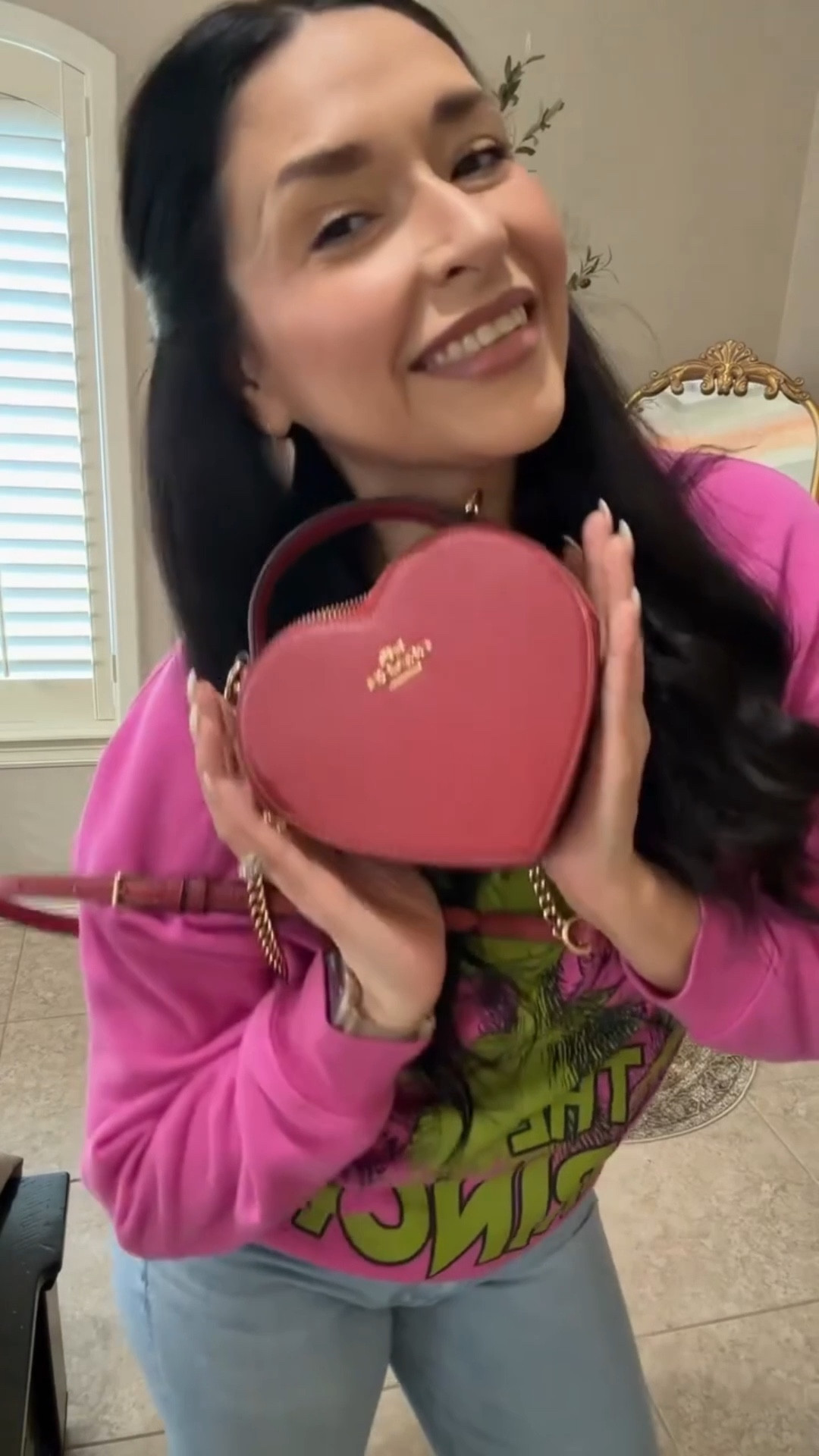 Outfit of the day, it’s giving Christmas meets Valentines Day 💘🎄❄️ 

Sweater 🎯Target
Jeans 👖American Eagle 
Shoes 👟 Adidas 
Purse 👛 Coach 

#ootdfashion #ootd #casualoutfit #momootd #casualootd

#LTKootd #LTKmomlife #LTKgrwm