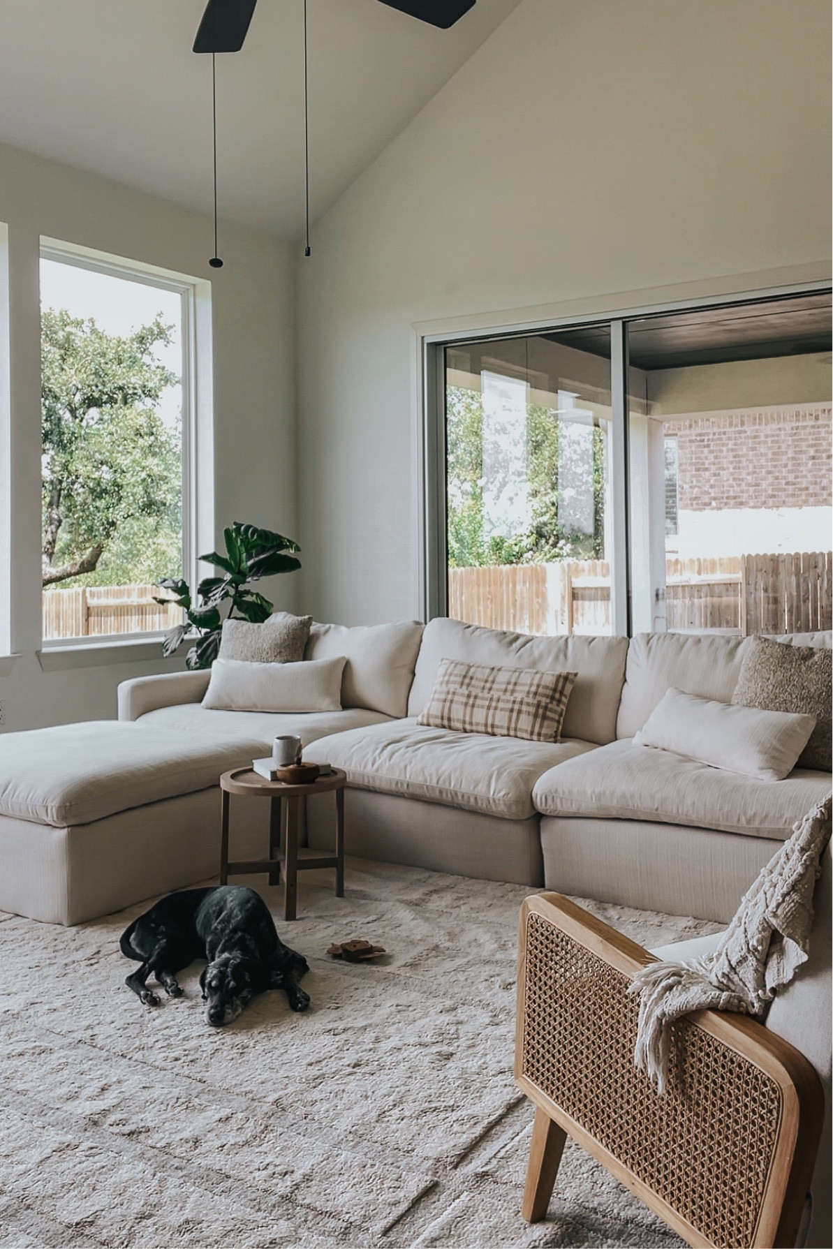living room furniture | living room decor | neutral home decor 

#LTKfamily #LTKhome #LTKFind