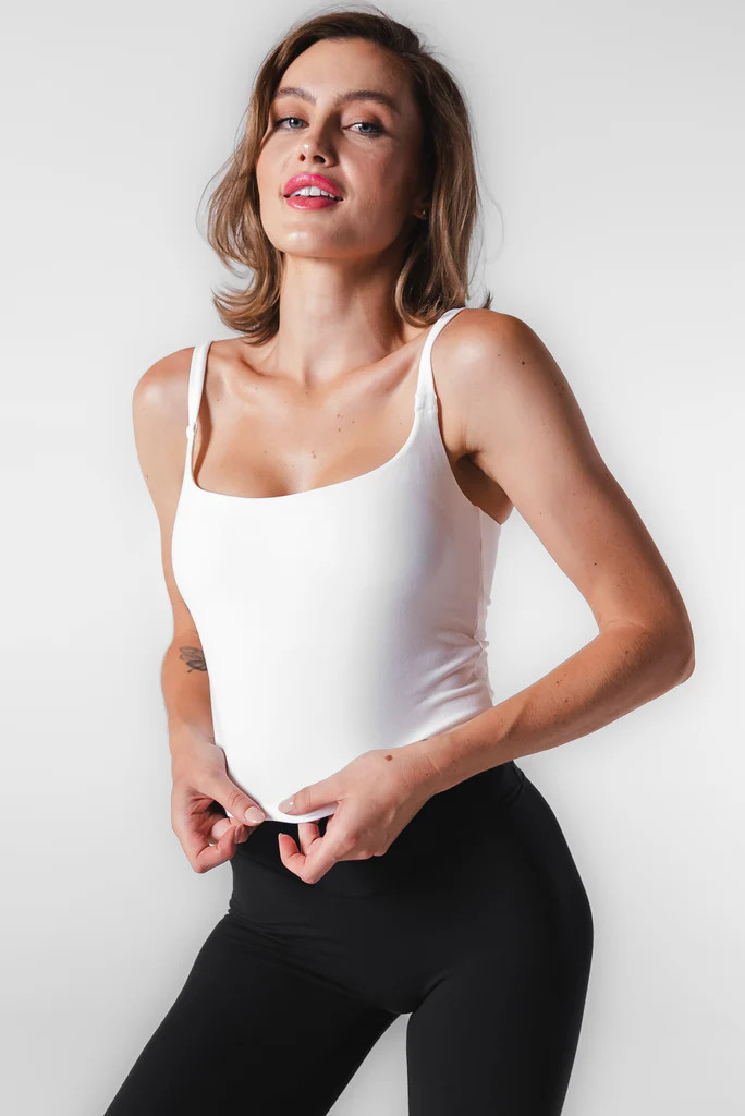 Cloud II™ Scoop Tank - Snow | Vitality