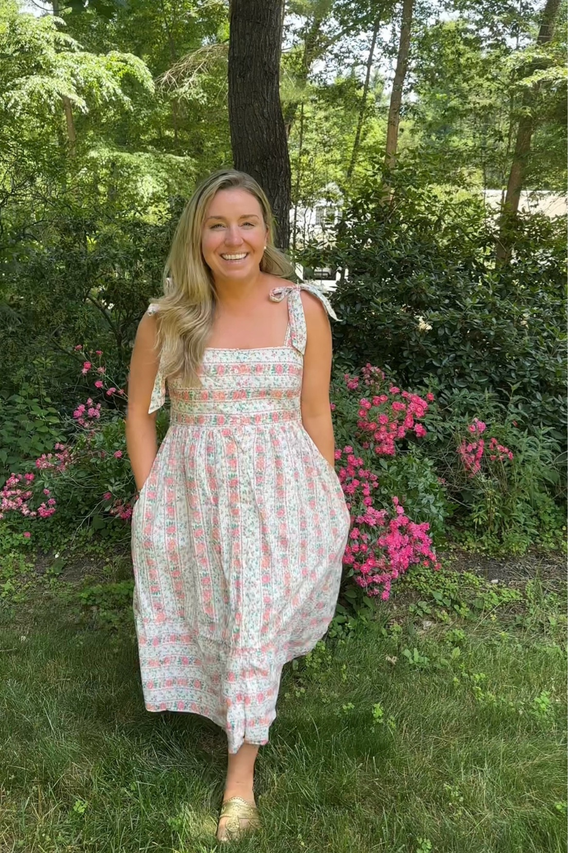 Wearing a medium.

#LTKMidsize #LTKStyleTip #LTKSeasonal