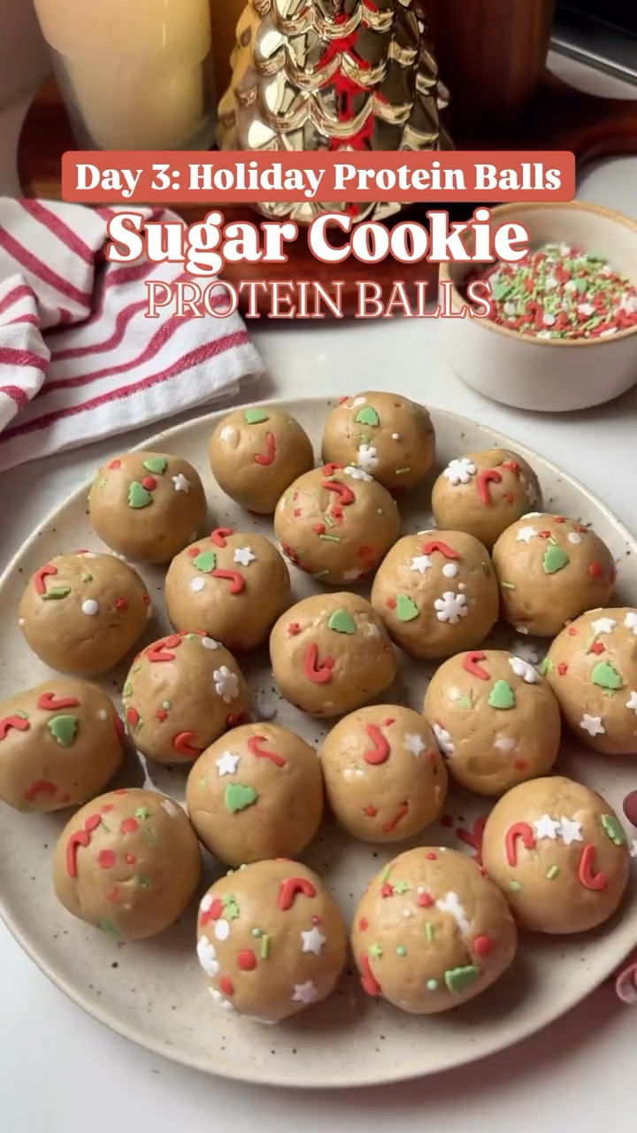 Day 3 Holiday Protein Balls = Sugar Cookie Protein Balls 

They give you that cozy cookie flavor (with sprinkles) and pack in 7g of protein! They are seriously the perfect little holiday treat. 🍪✨

protein ball | holiday treats | protein goals | sugar cookie season | macro goals | healthier treats | sugar cookies

https://www.eatingbirdfood.com/sugar-cookie-protein-balls/

#LTKSeasonal #LTKHoliday #LTKfoodie