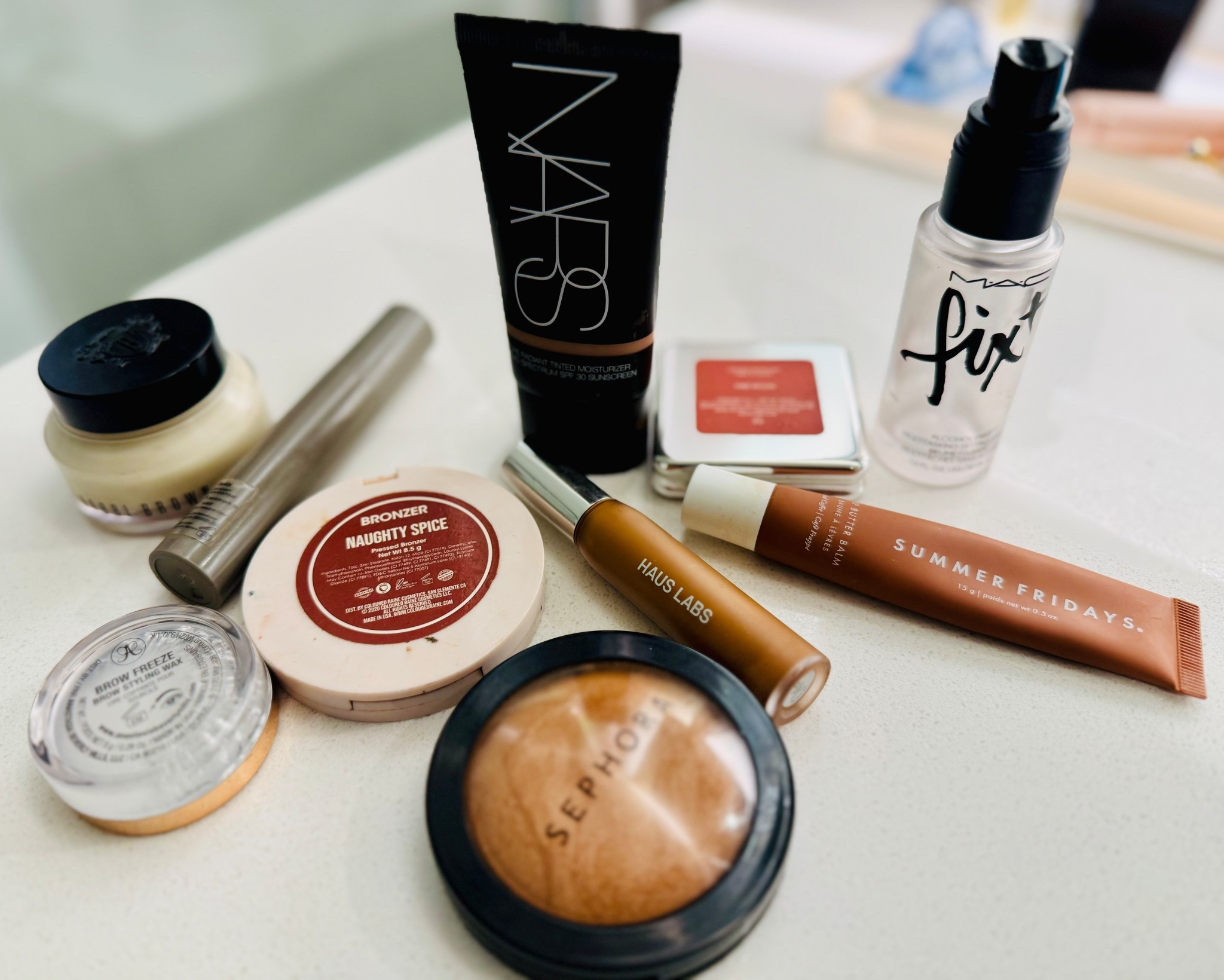 Lazy day makeup

#LTKFindsUnder100 #LTKBeauty #LTKFindsUnder50