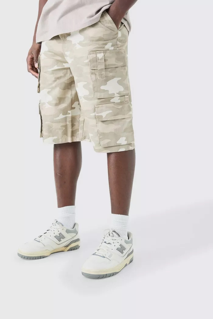 Camo Fixed Waist Multi Cargo Pocket Jorts | Boohoo.com (UK & IE)