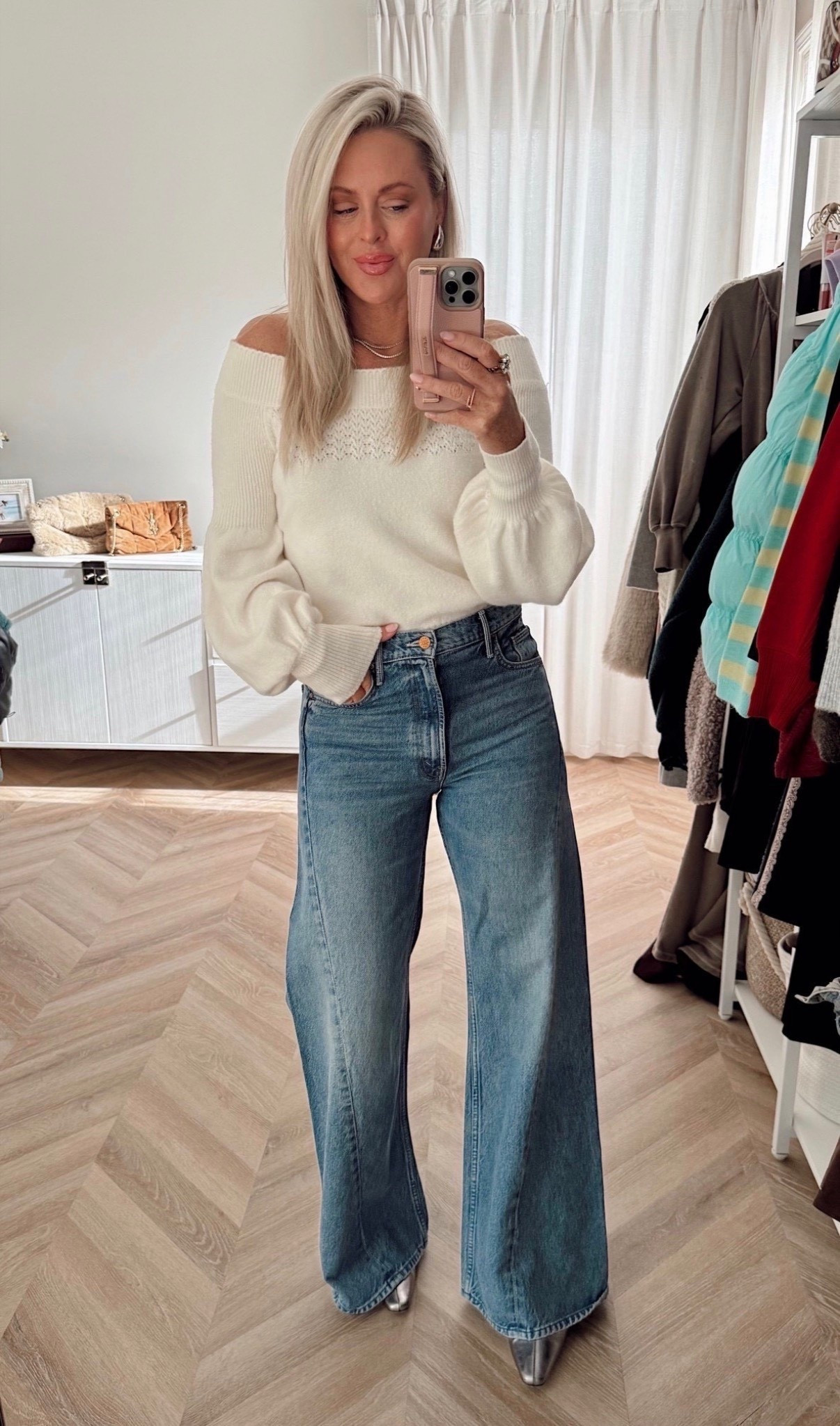 OOTD🤍 my jeans come in a new shade! 

Jeans. Denim. Sweater. 

#LTKSeasonal #LTKootd