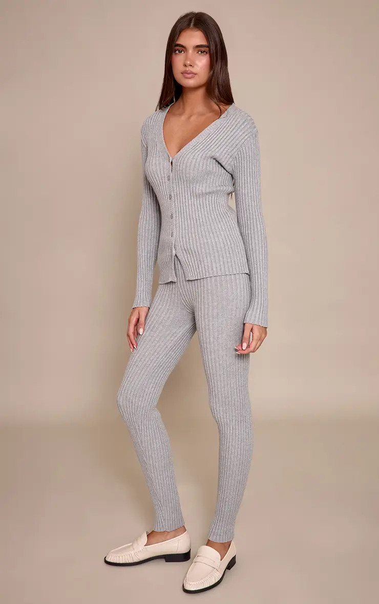 Grey Ribbed Knitted Legging | PrettyLittleThing | PrettyLittleThing UK