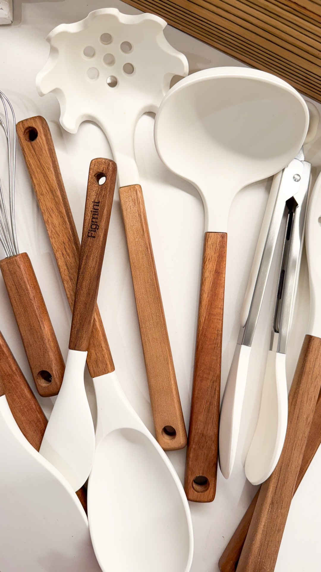 Whiting for thanksgiving means it was time for new utensils • 

#LTKHome #LTKFindsUnder50 #LTKSeasonal