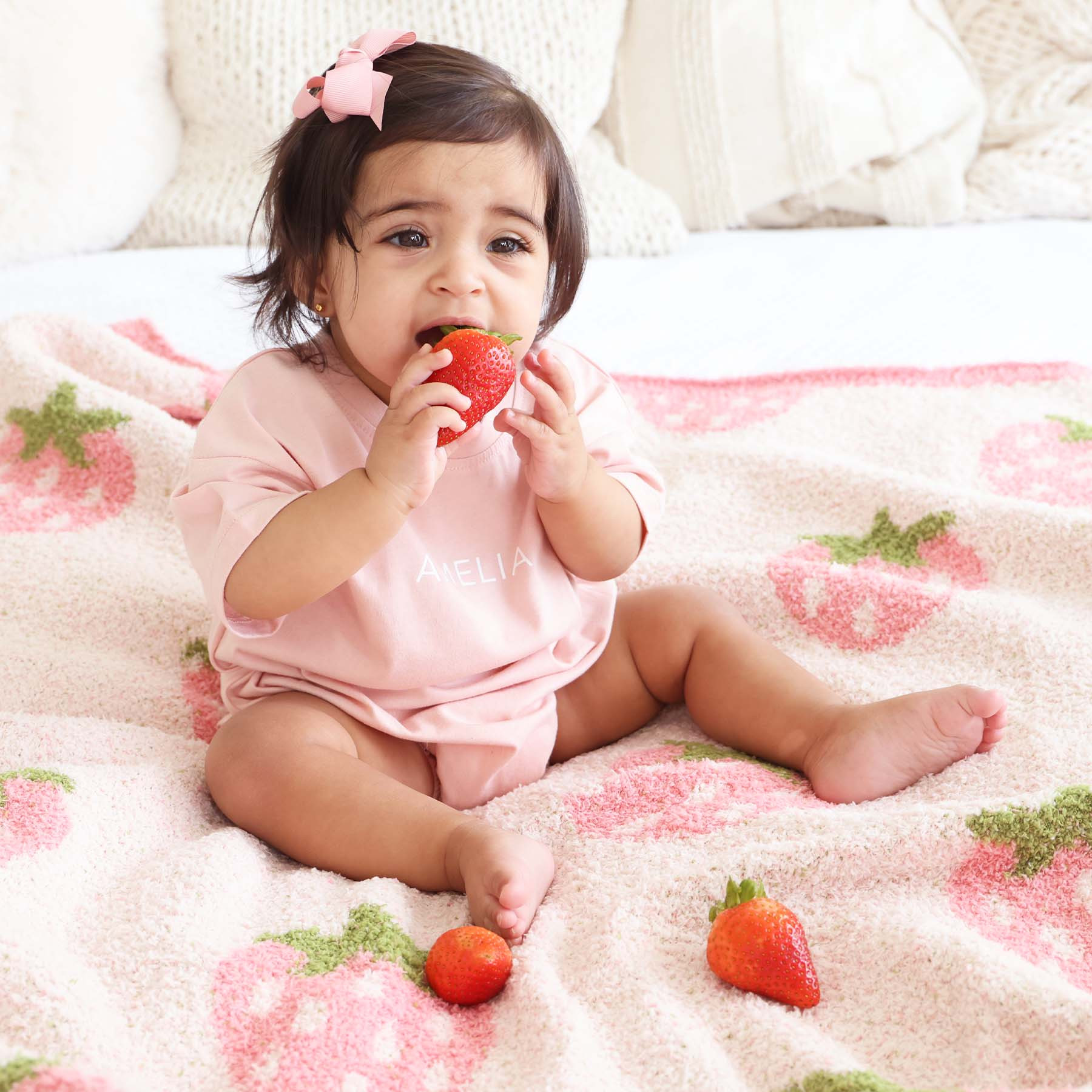 CuddleLane™ Luxe Blankets | Strawberry | Caden Lane