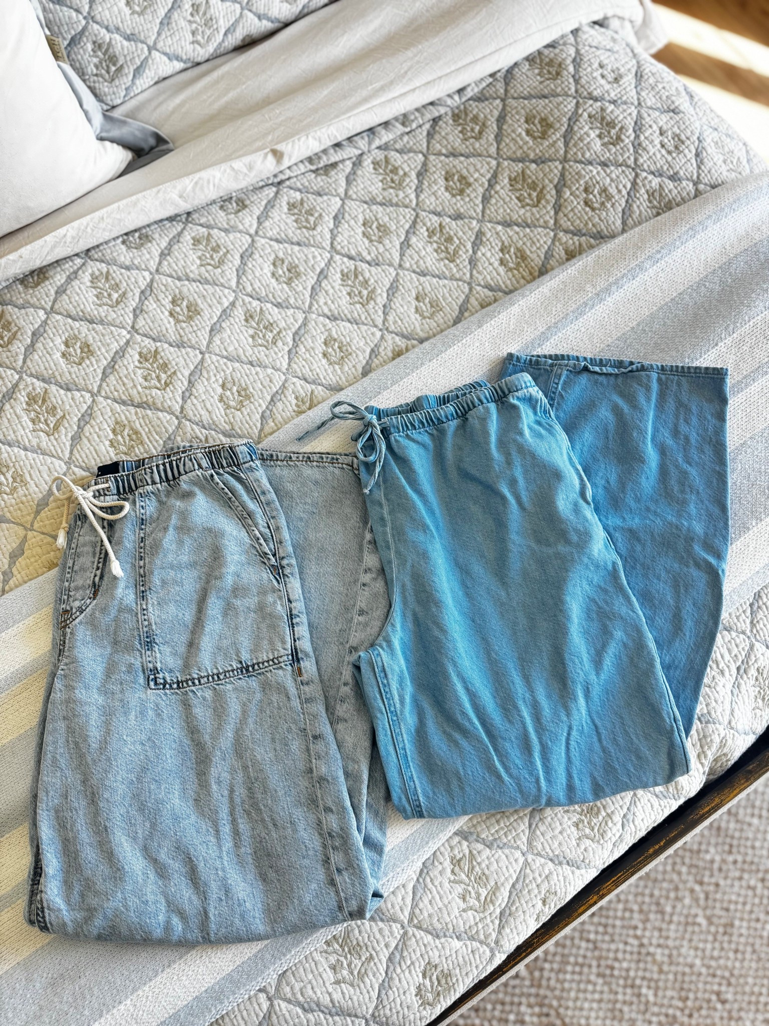 Drawstring denim + spring bedding refresh 

#LTKootd #LTKSeasonal #LTKdayinmylife