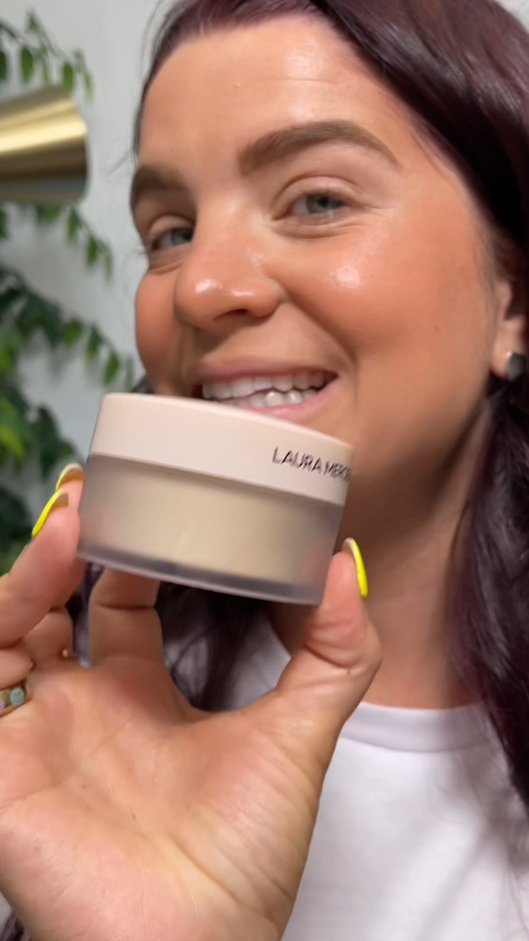 Laura Mercier
Ultra-Blur Talc-Free Translucent Loose Setting Powder 🌟


#LTKbeauty #LTKunder50