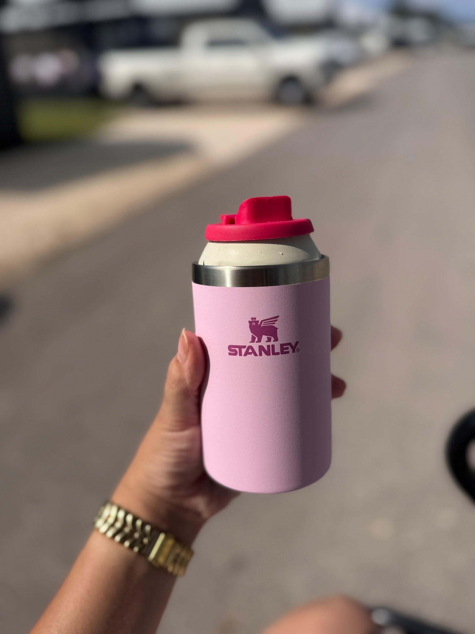 THE summer beverage setup. The insulated coozie doubles as a cup and the lids snap onto regular or slim cans so you can close and open it 

#LTKSummerEdit #LTKSeasonal